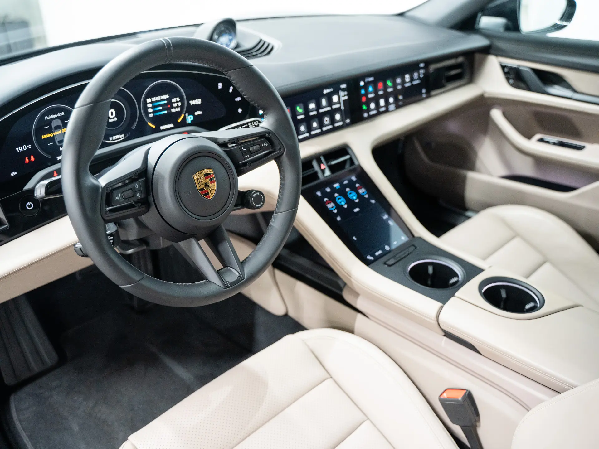 Taycan 4S Cross Turismo