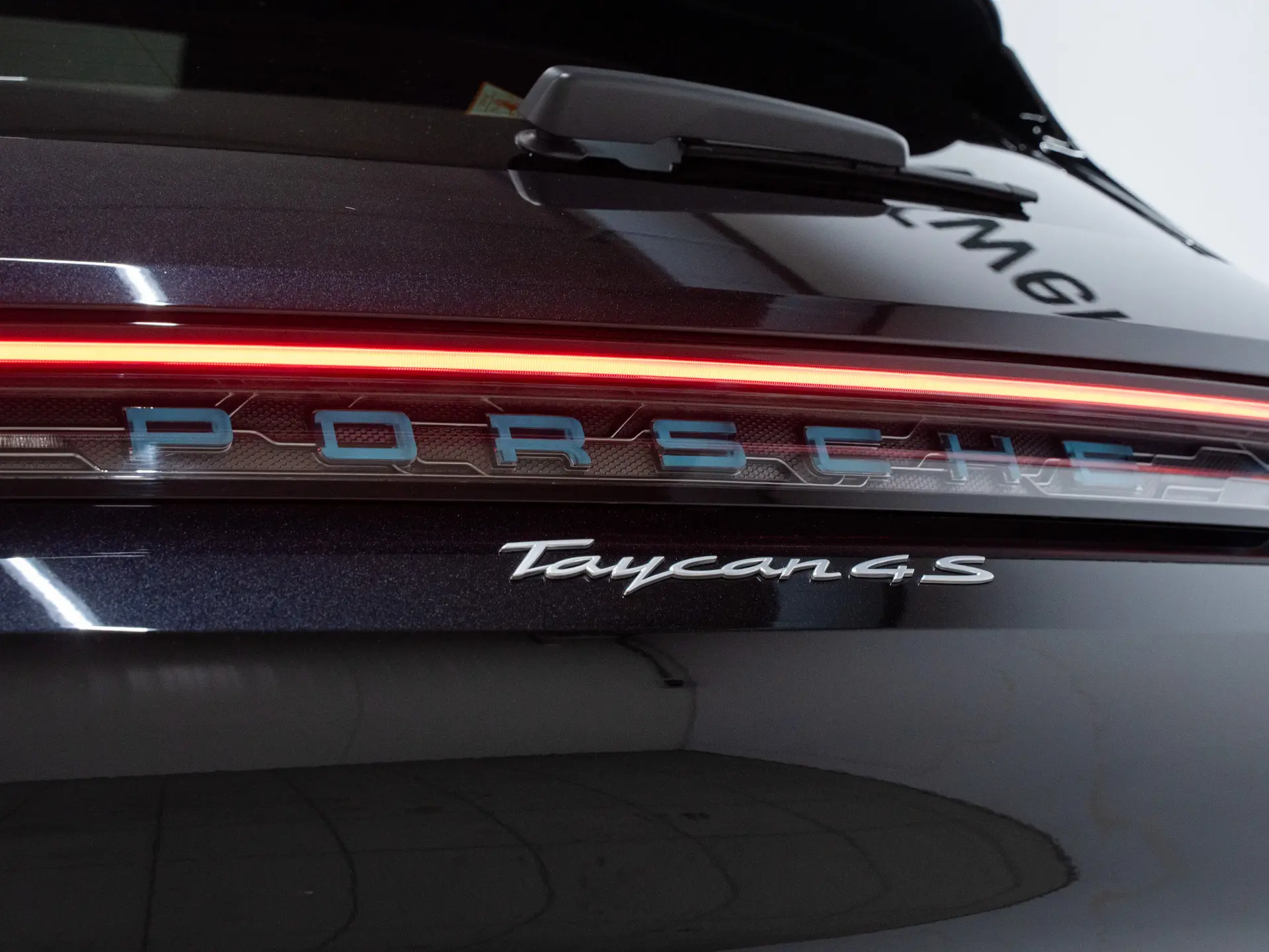 Taycan 4S Cross Turismo