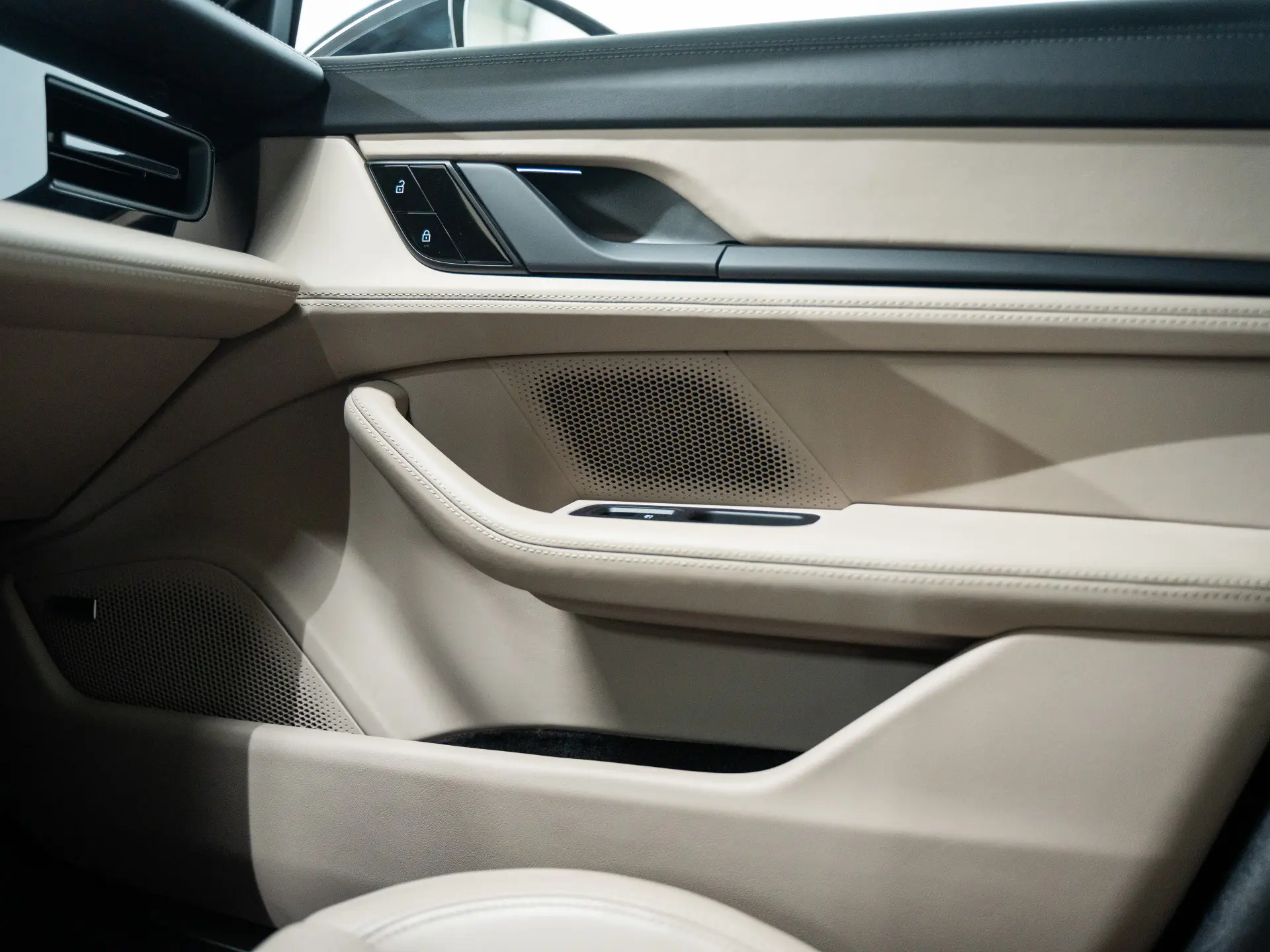 Taycan 4S Cross Turismo