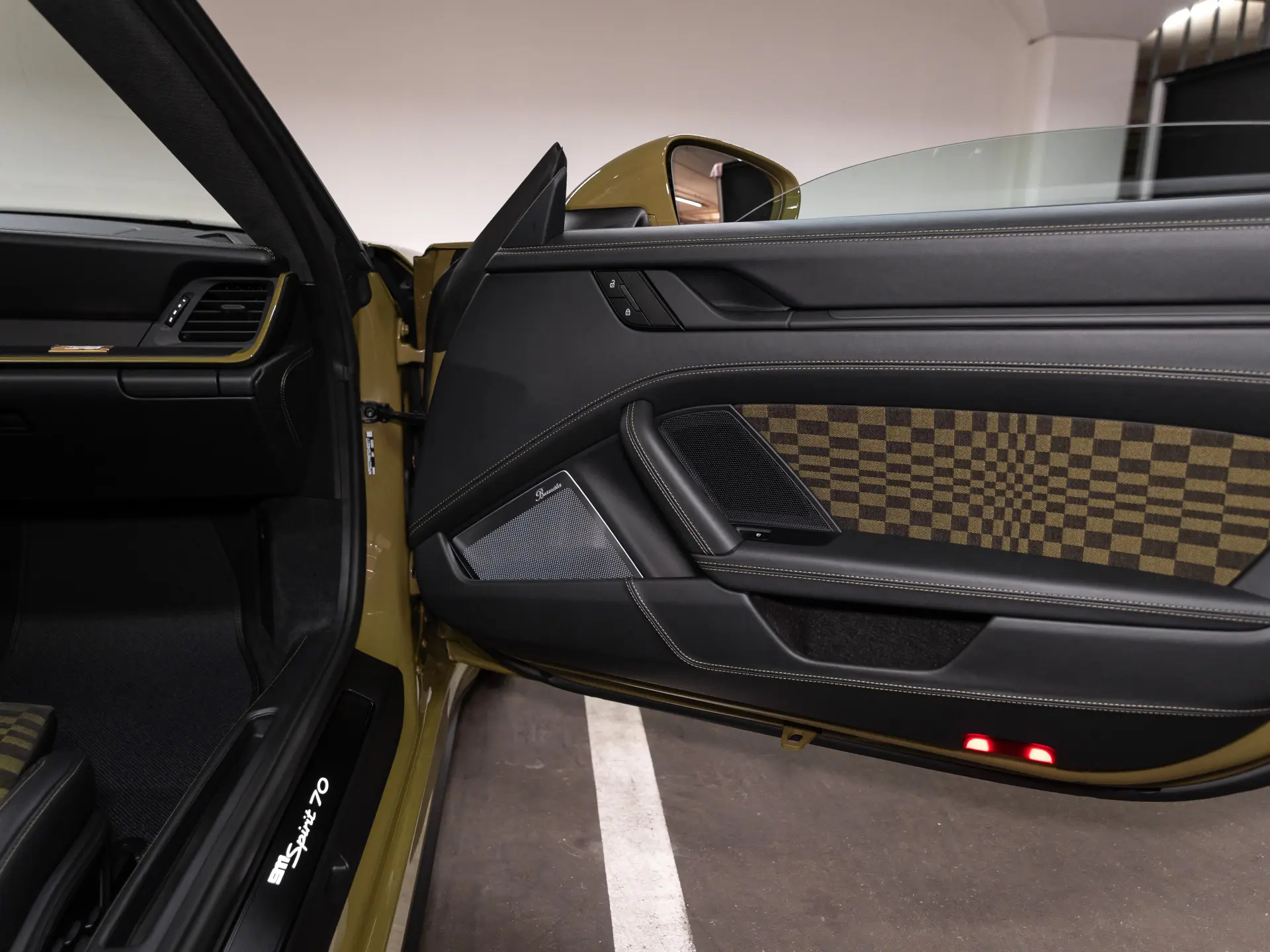 911 Spirit 70 MJ2026