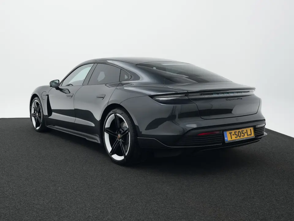 Taycan GTS