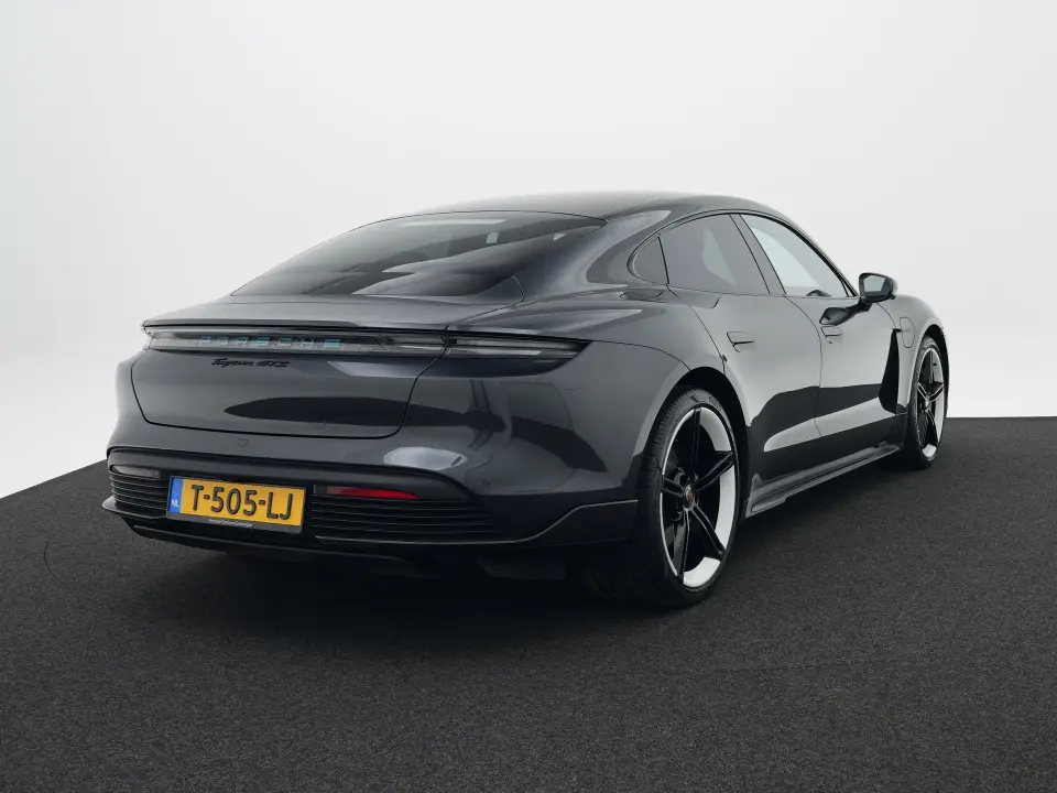 Taycan GTS