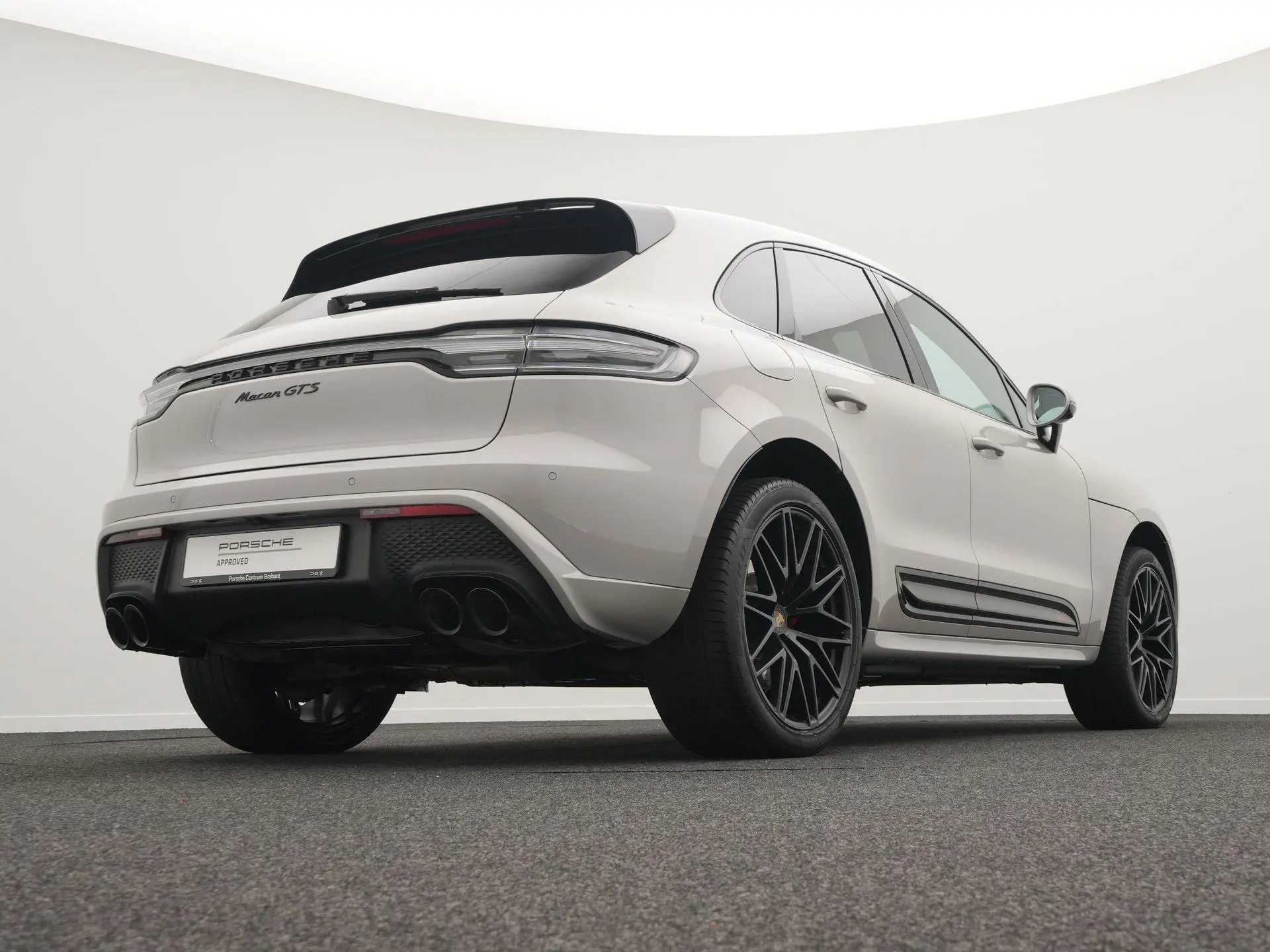 Macan GTS