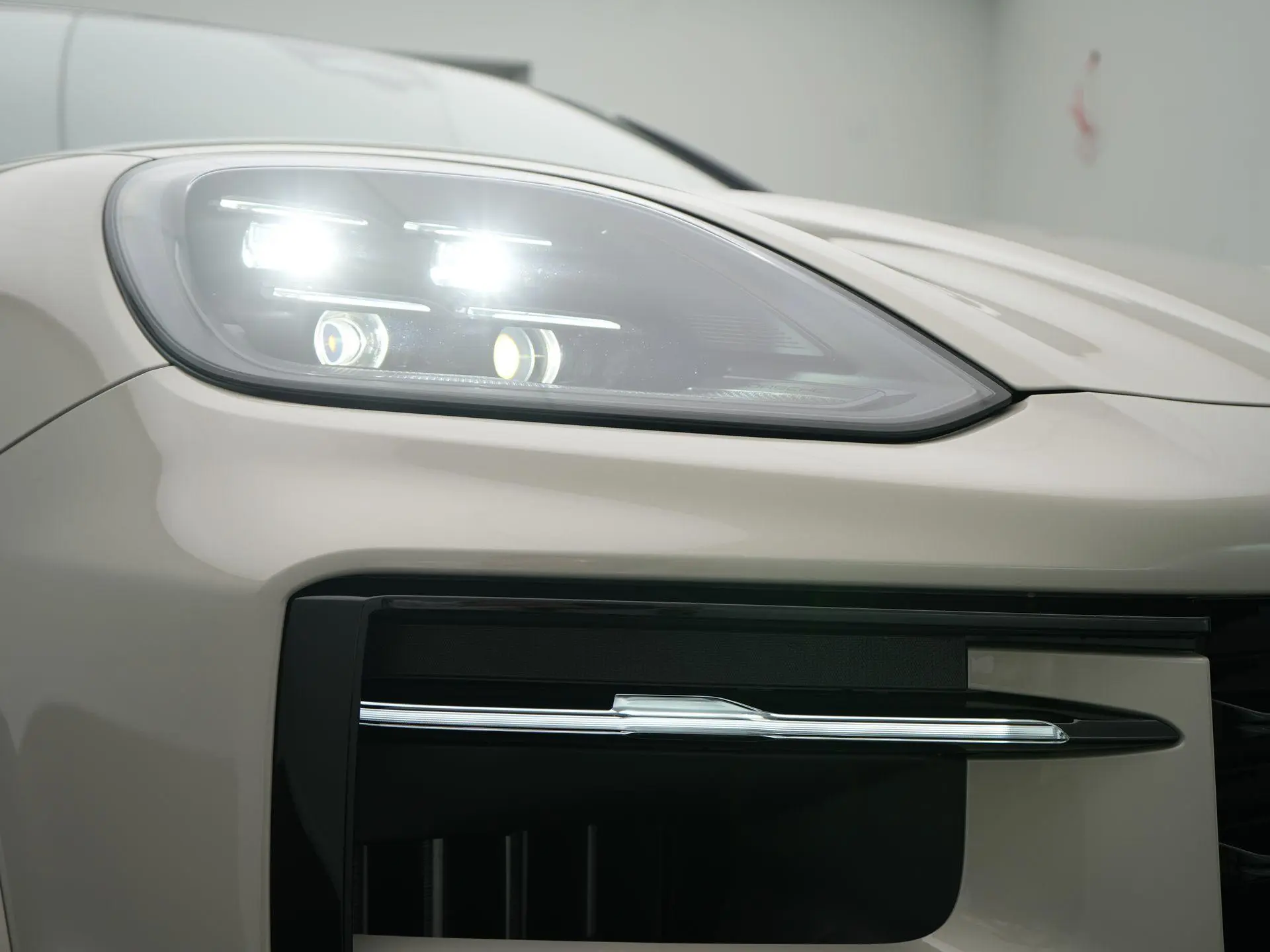 Cayenne Coupé S E-Hybrid Black Edition