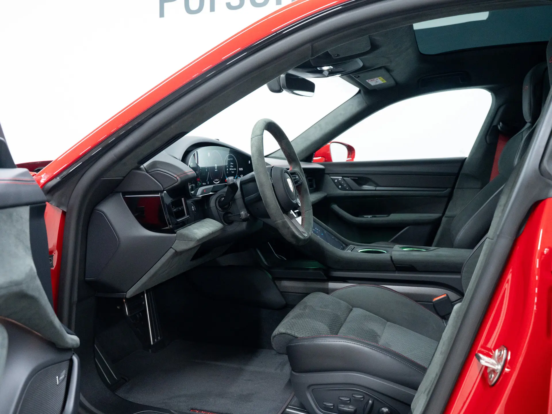 Taycan GTS Sport Turismo