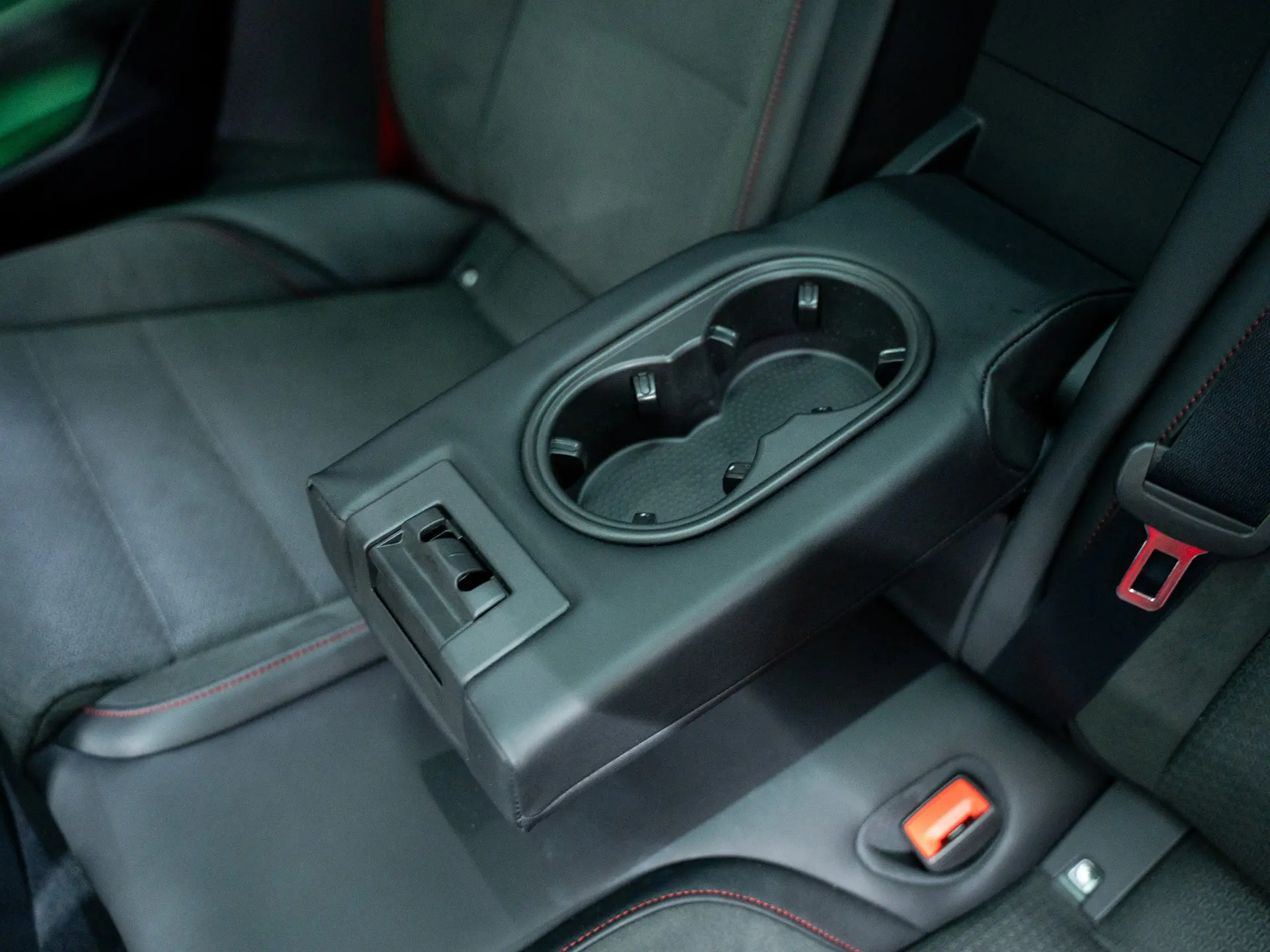 Taycan GTS Sport Turismo