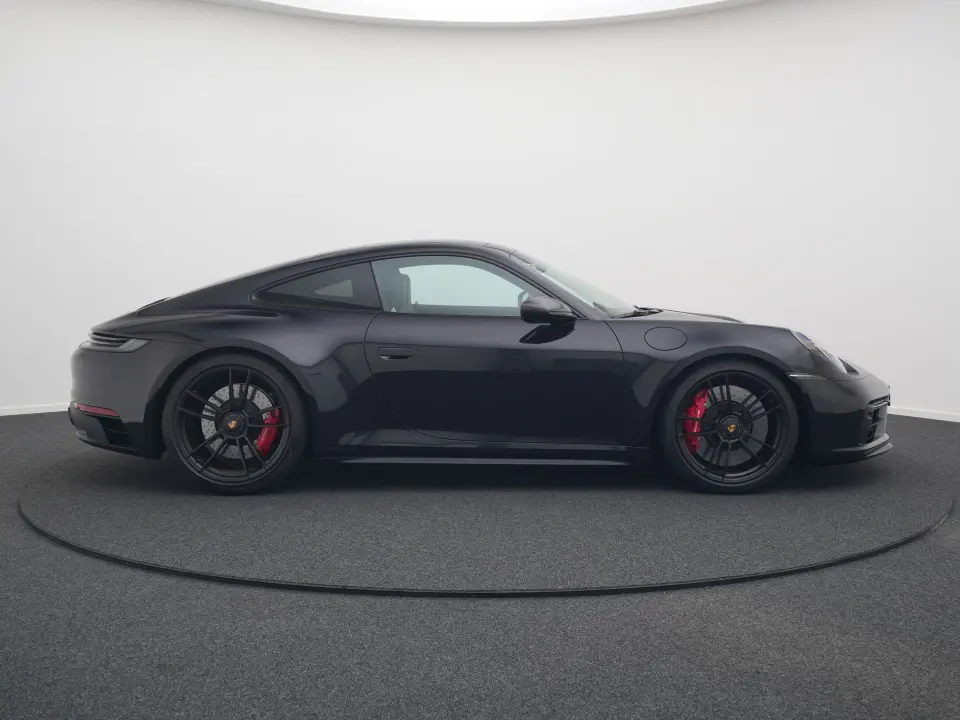 911 Carrera 4 GTS