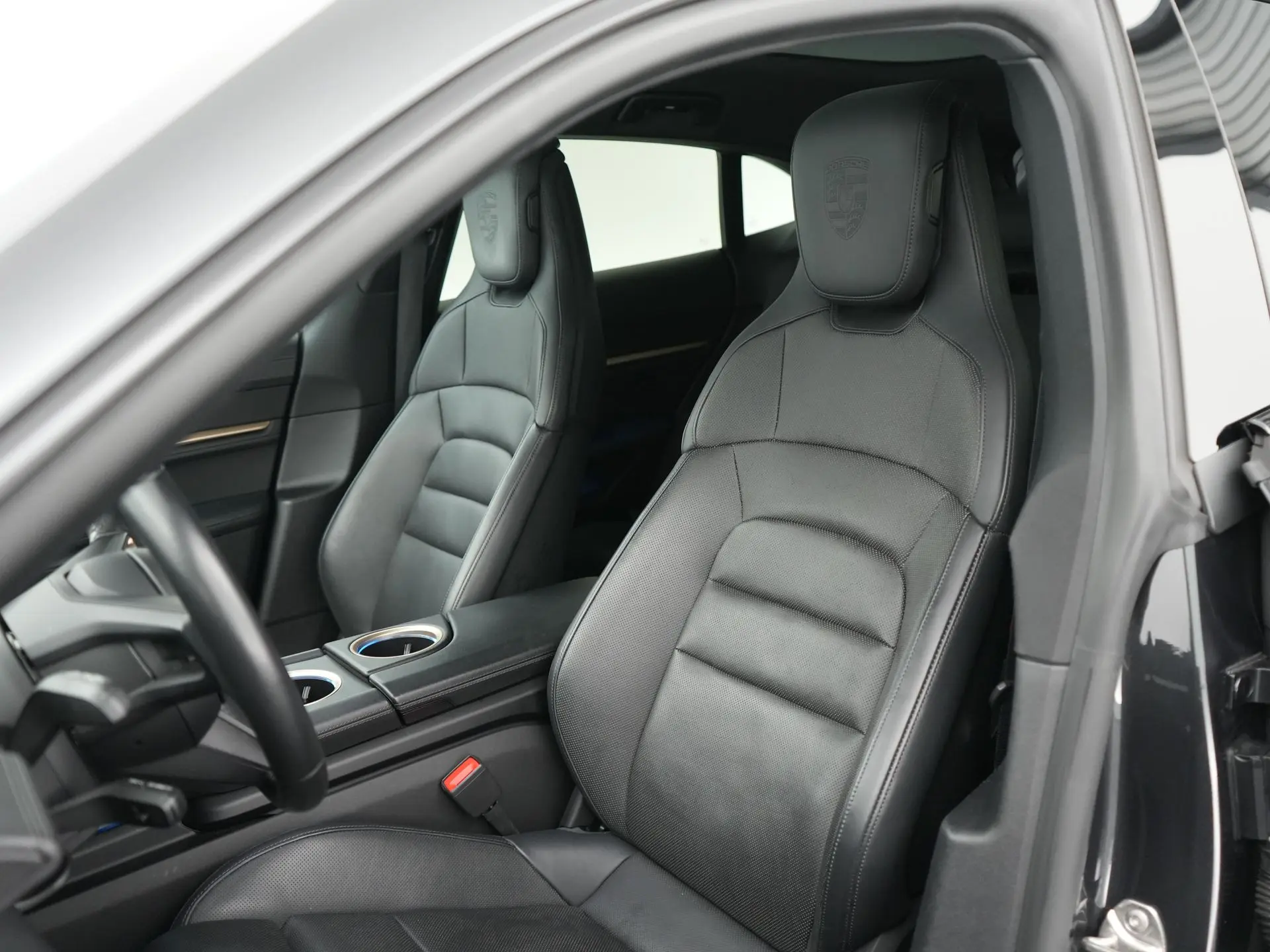 Taycan 4 Cross Turismo