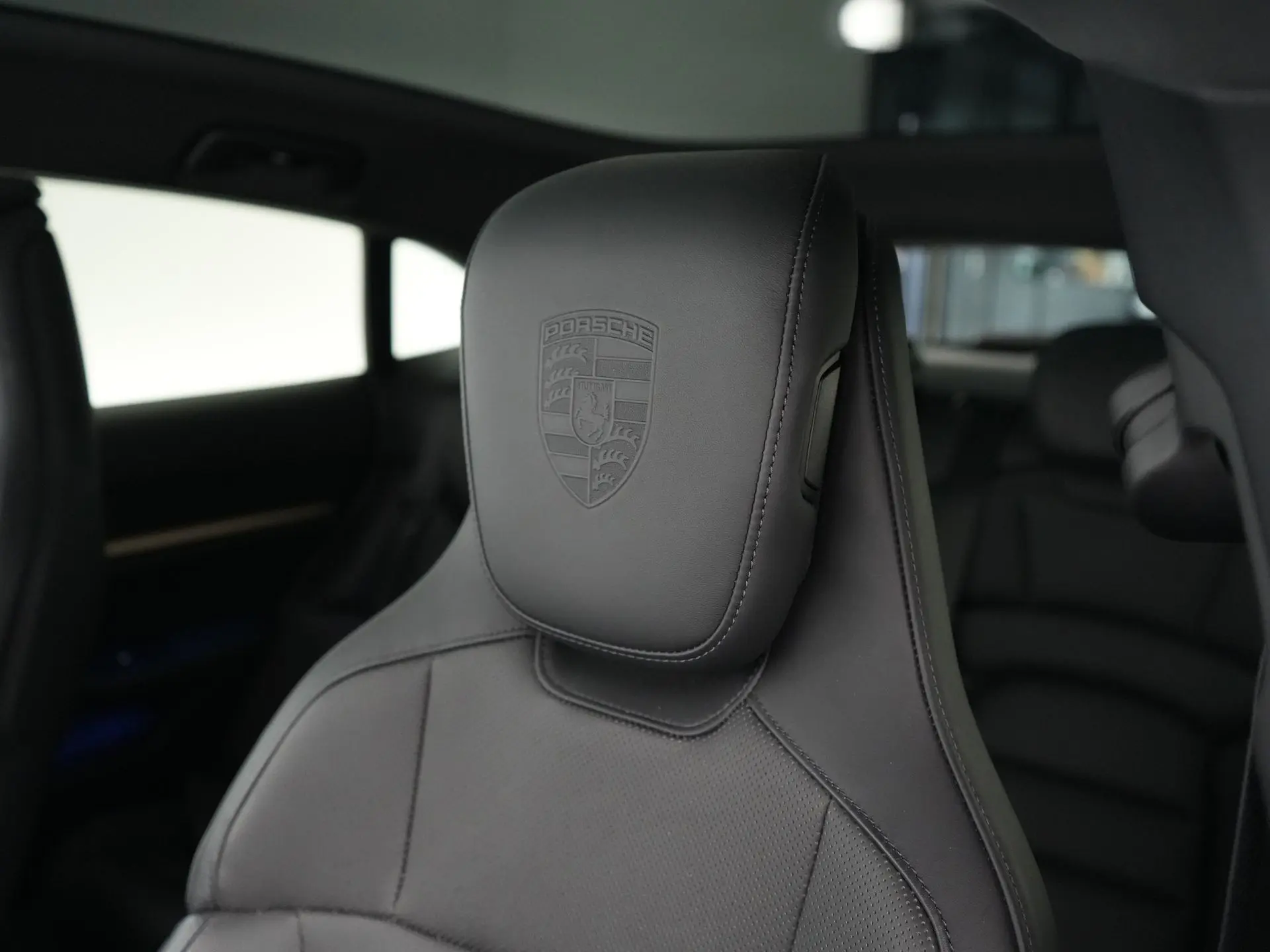 Taycan 4 Cross Turismo