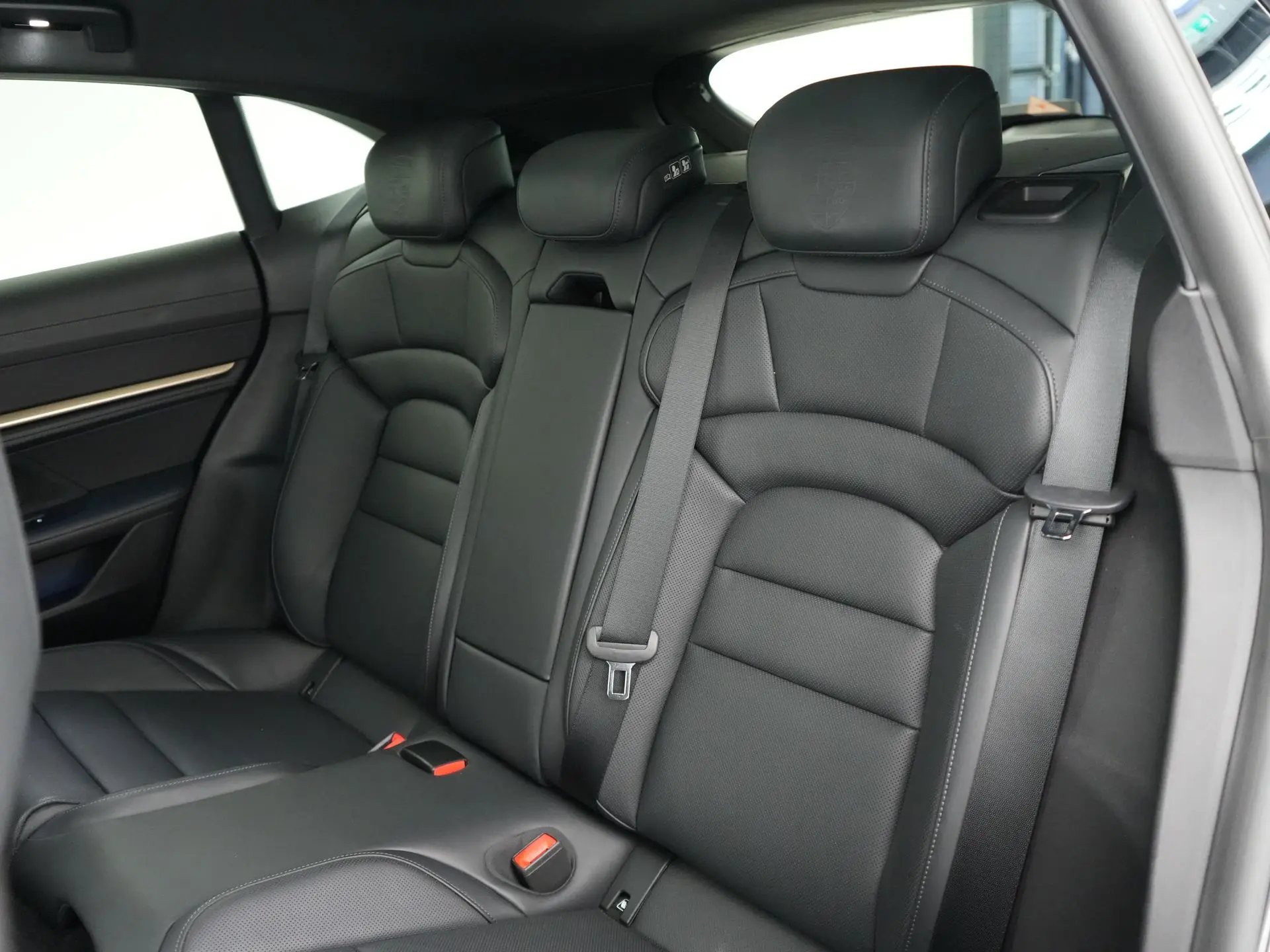 Taycan 4 Cross Turismo