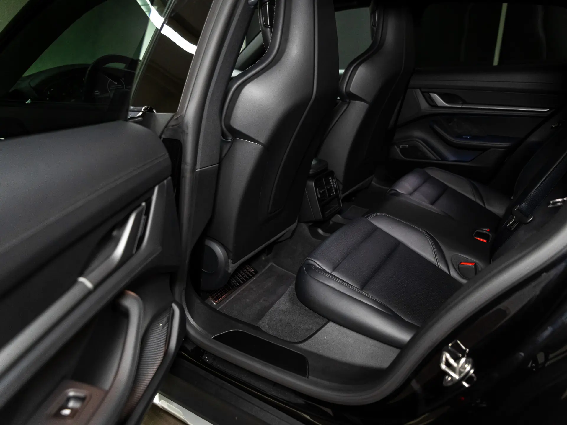 Taycan 4S Cross Turismo