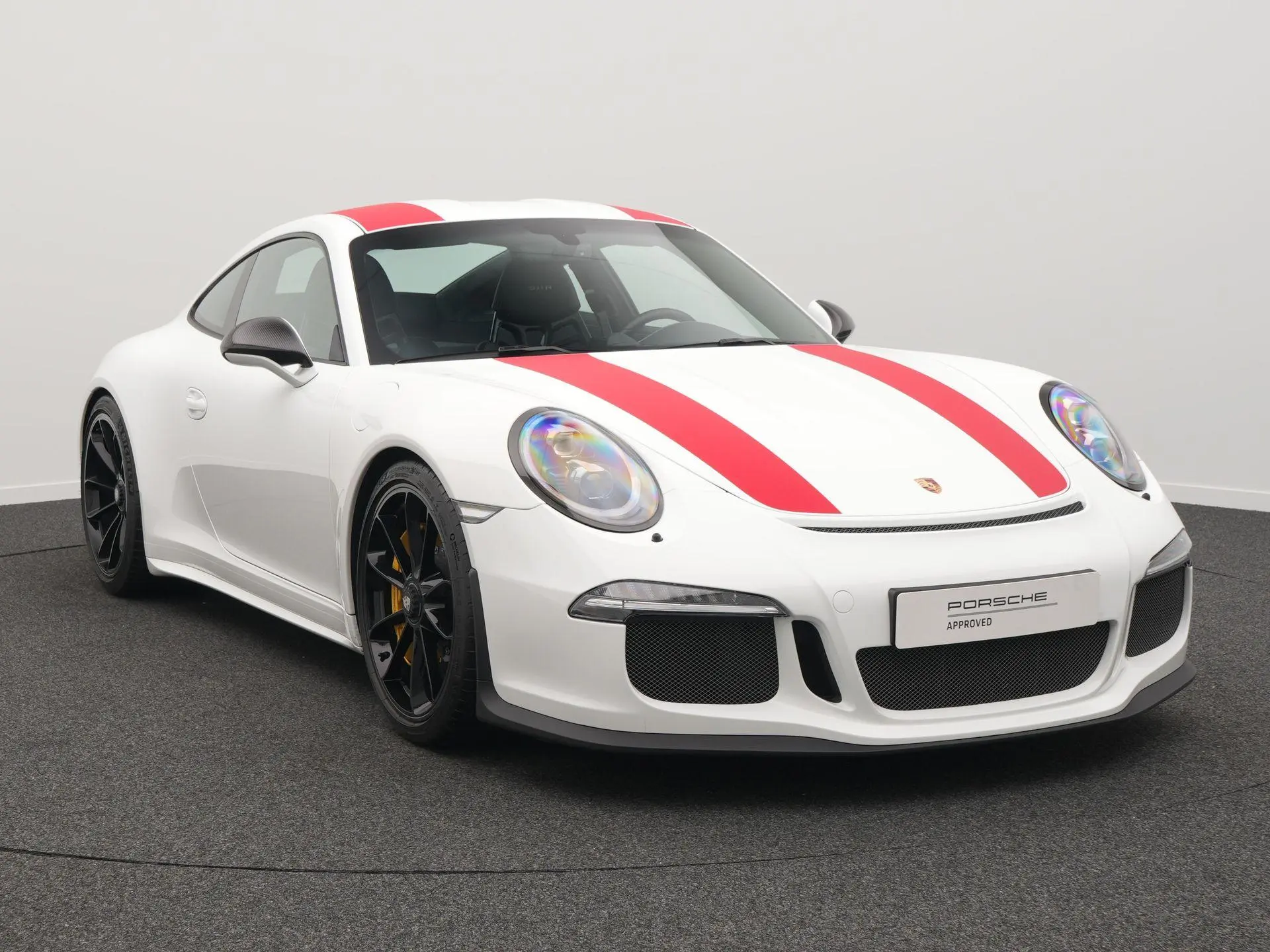 911 R