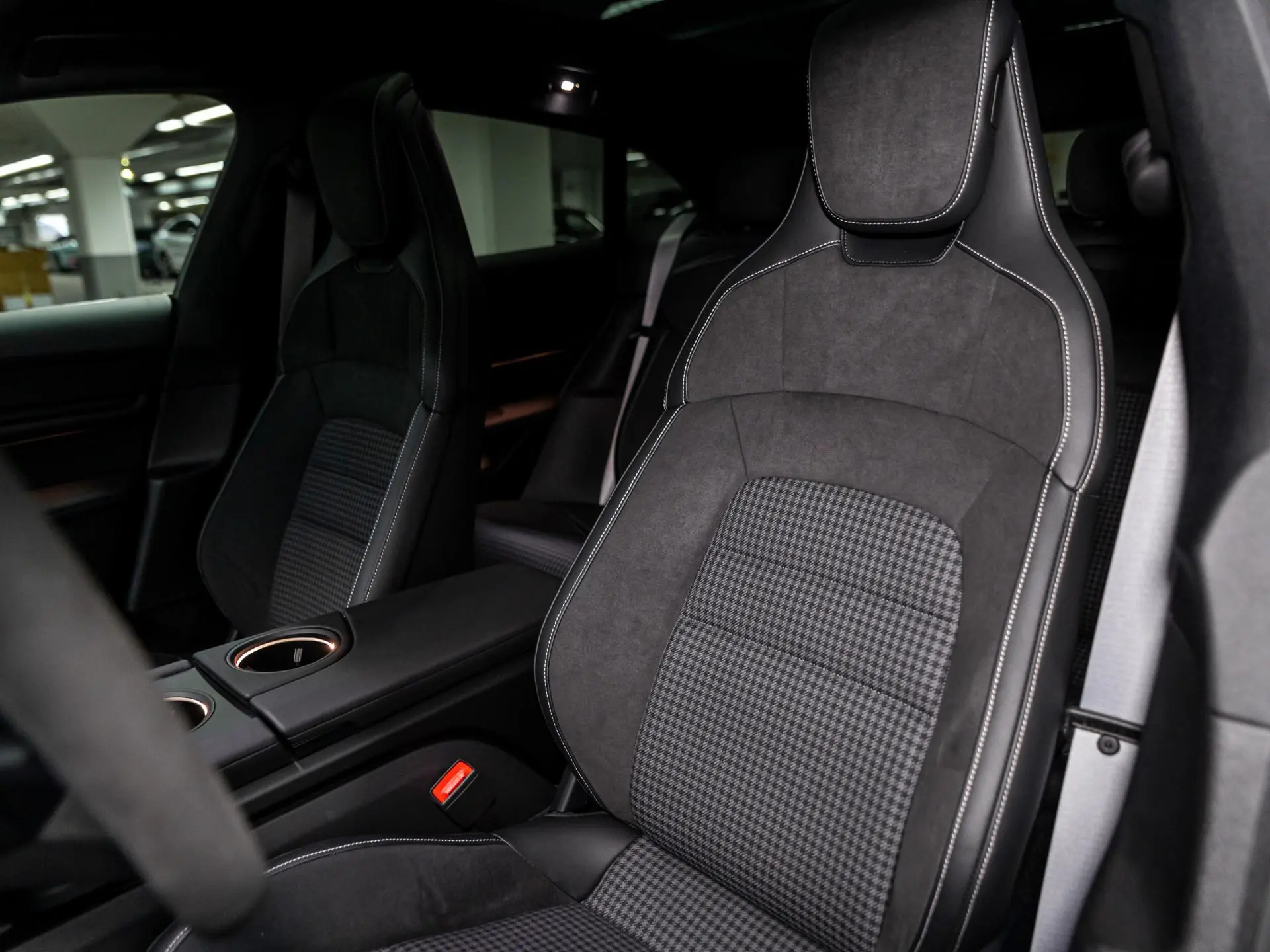 Taycan 4 Cross Turismo