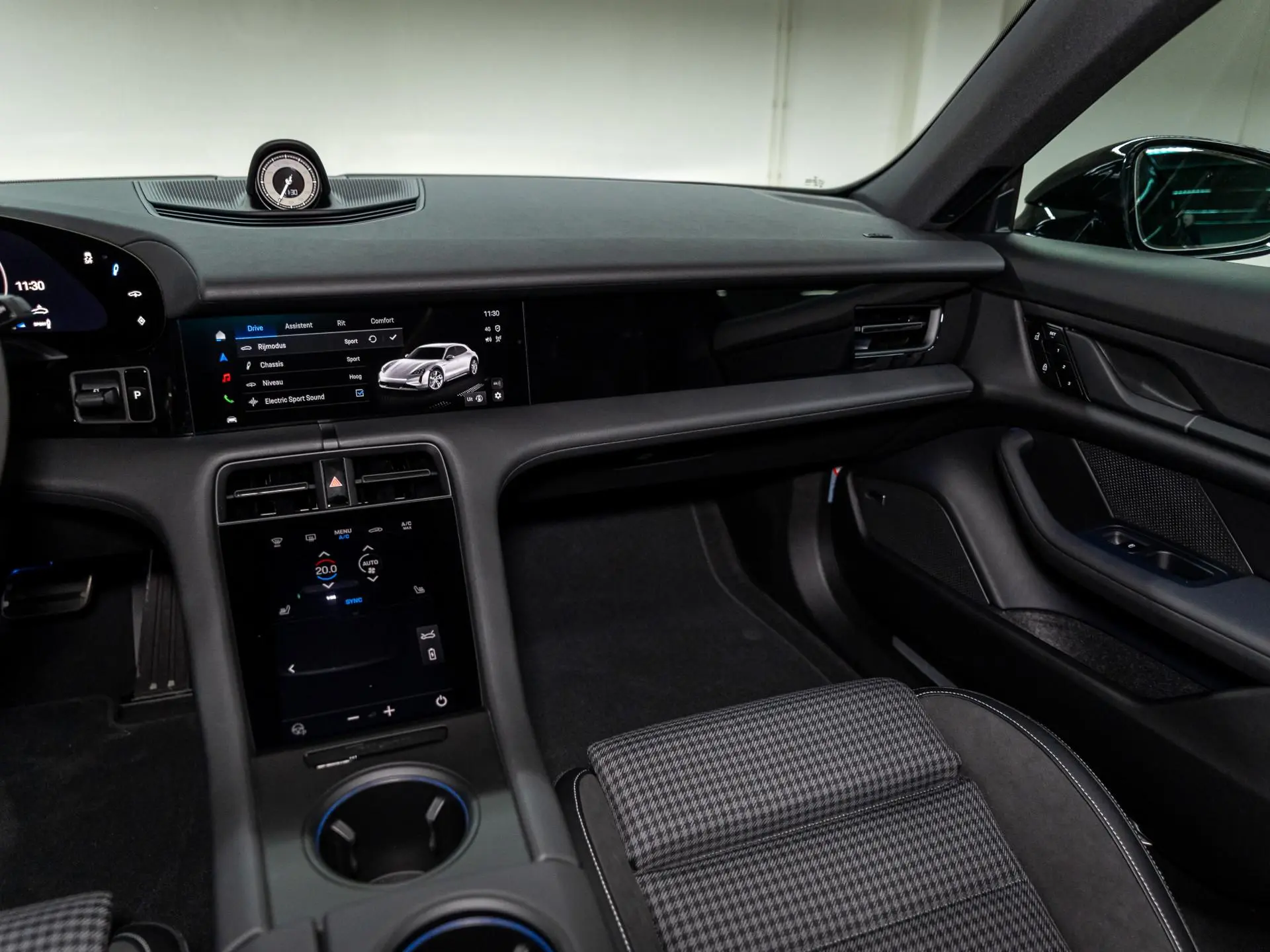 Taycan 4 Cross Turismo