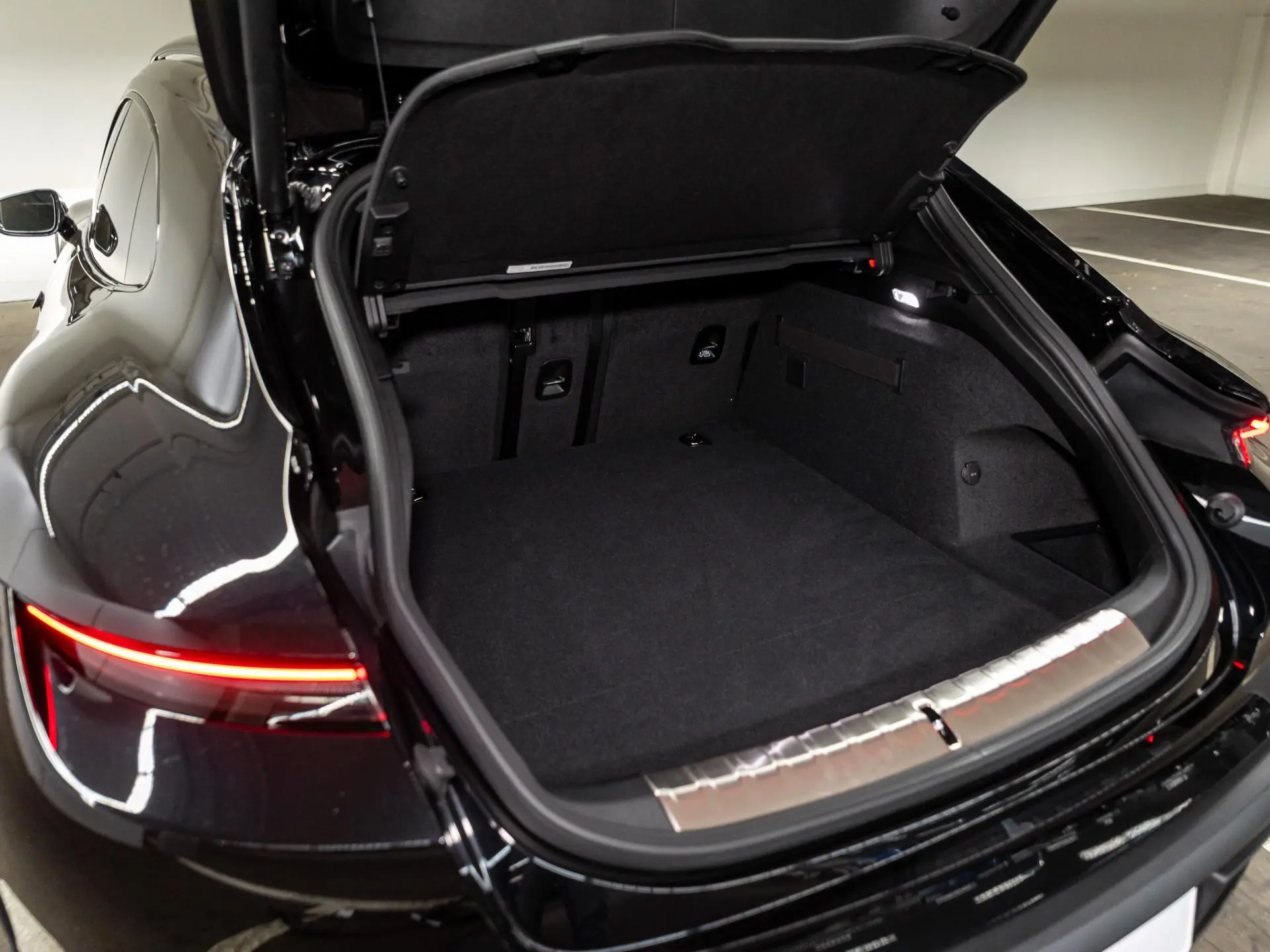 Taycan 4 Cross Turismo