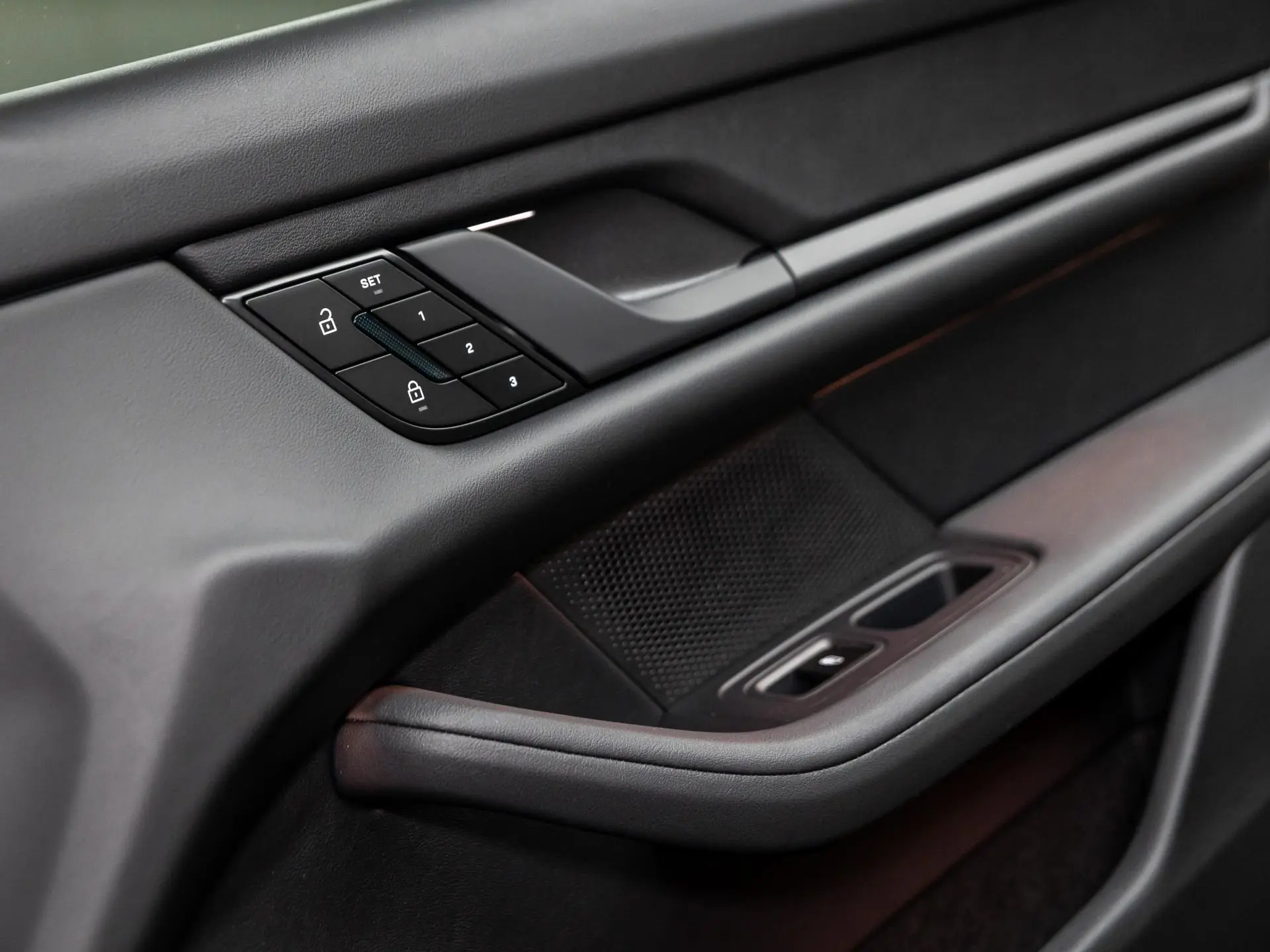 Taycan 4 Cross Turismo