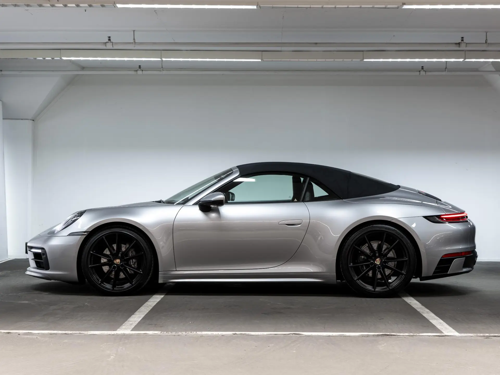 911 Carrera Cabriolet MJ2020