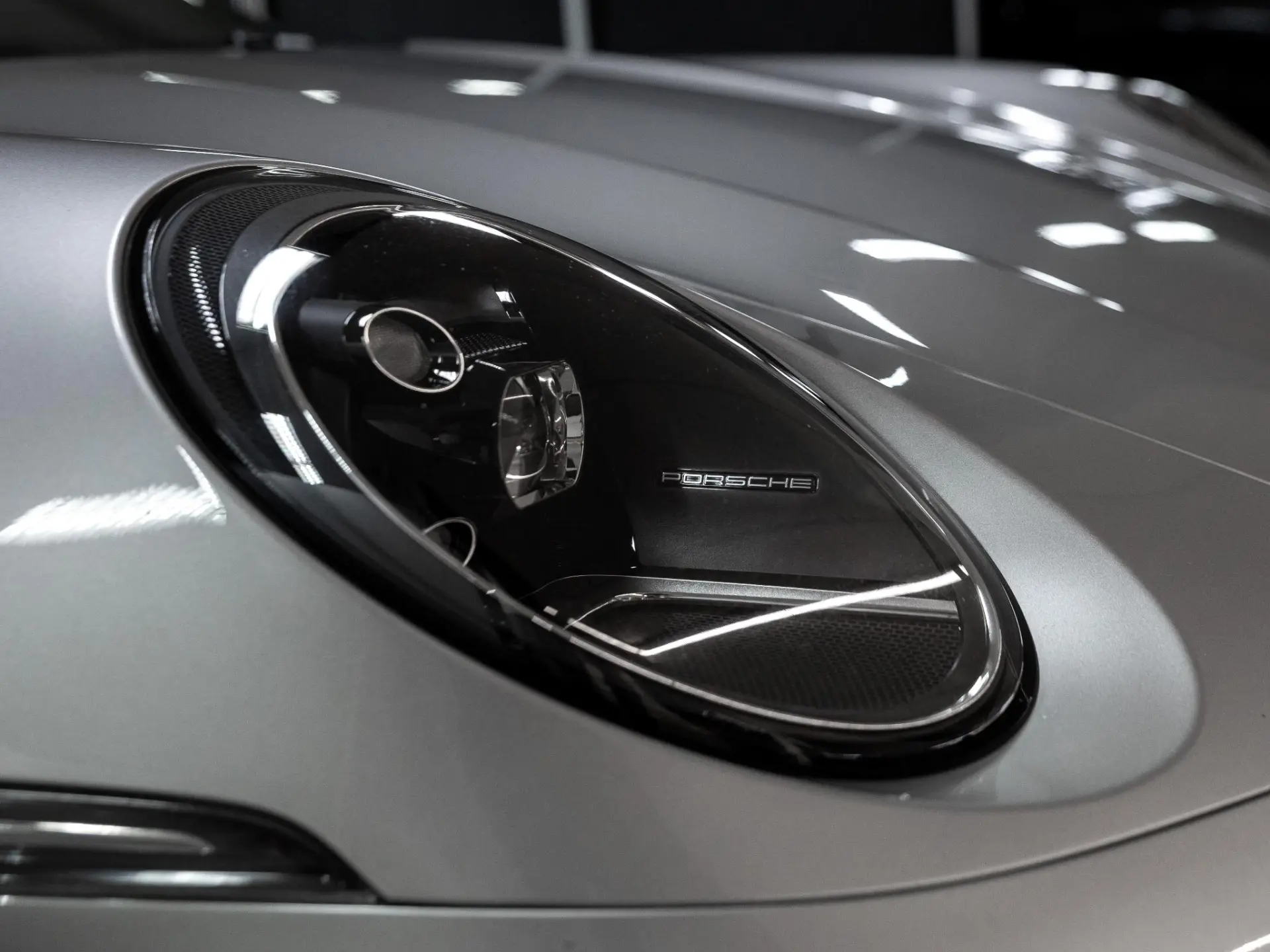 911 Carrera Cabriolet MJ2020