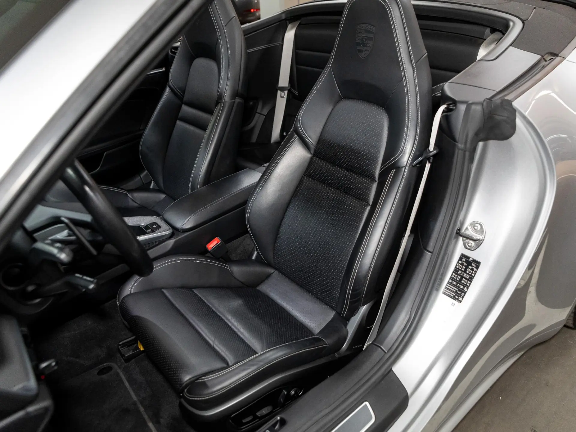 911 Carrera Cabriolet MJ2020