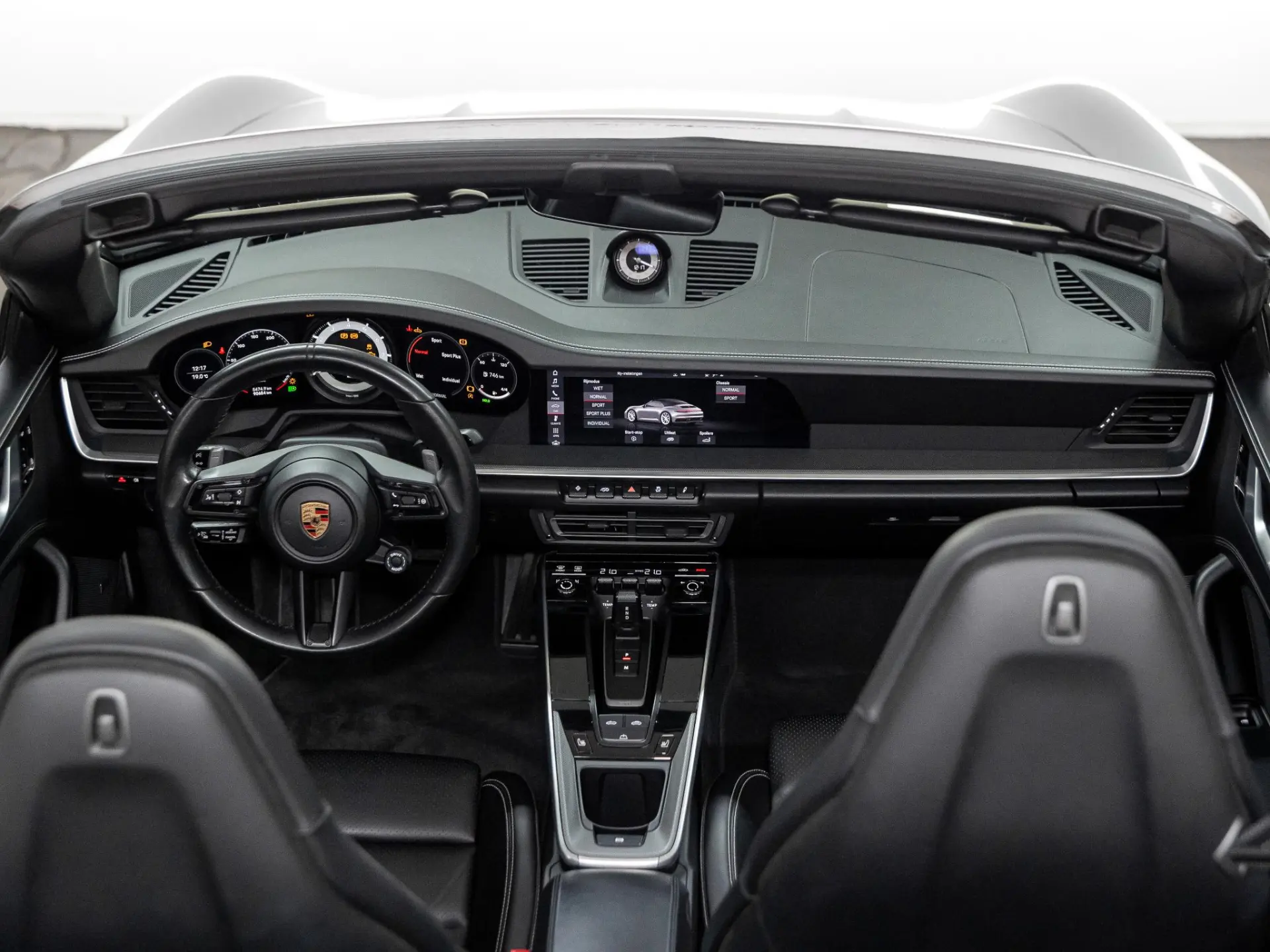 911 Carrera Cabriolet MJ2020