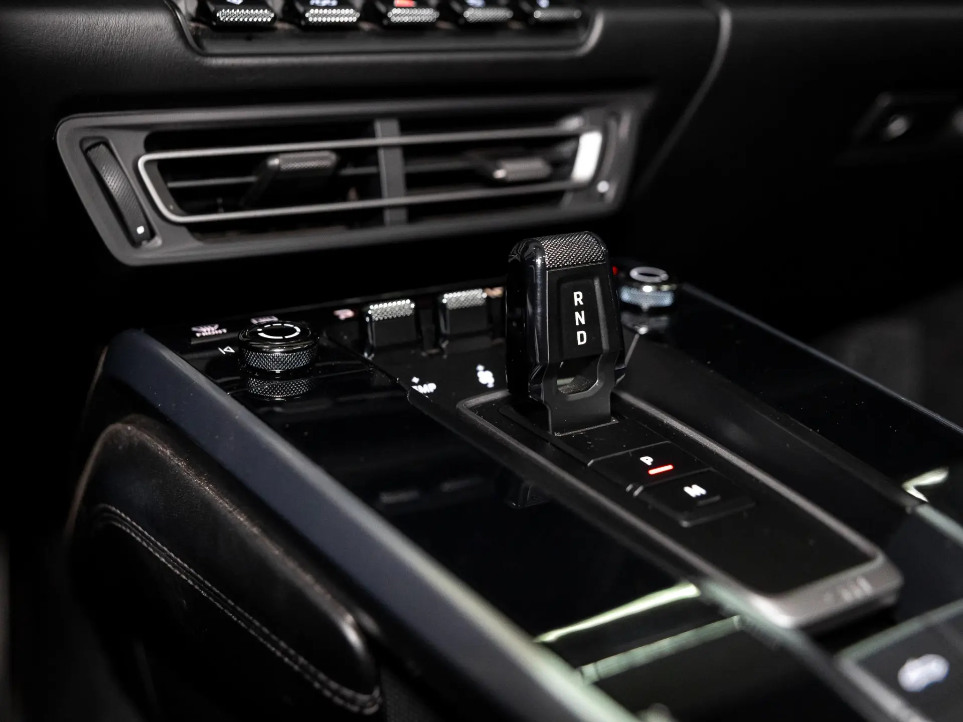 911 Carrera Cabriolet MJ2020