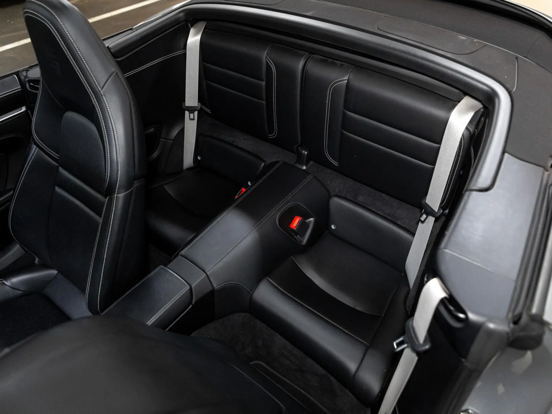 911 Carrera Cabriolet MJ2020