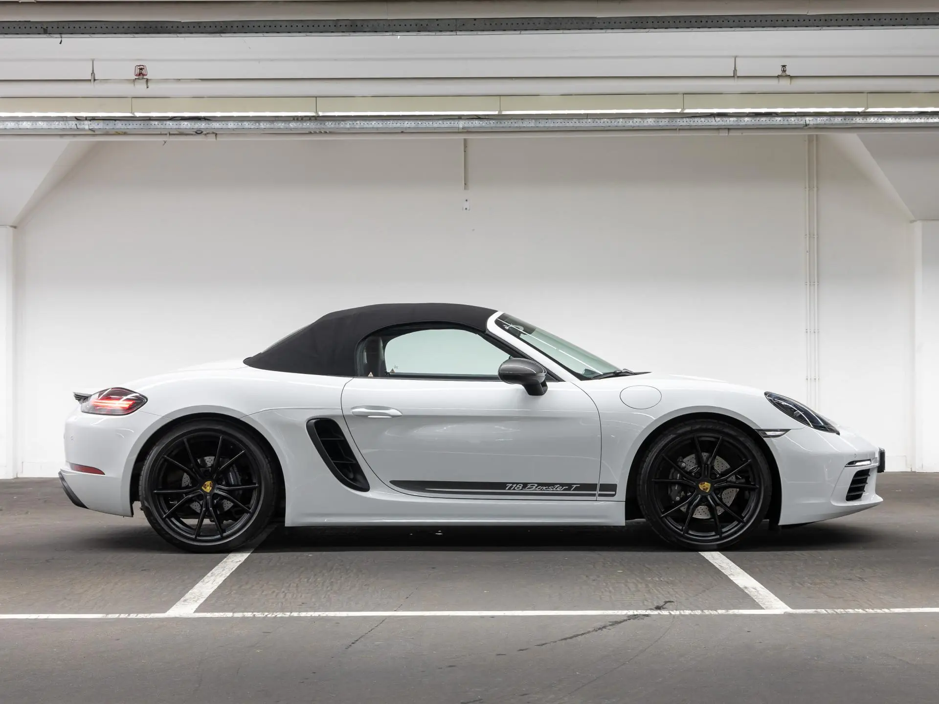 718 Boxster T