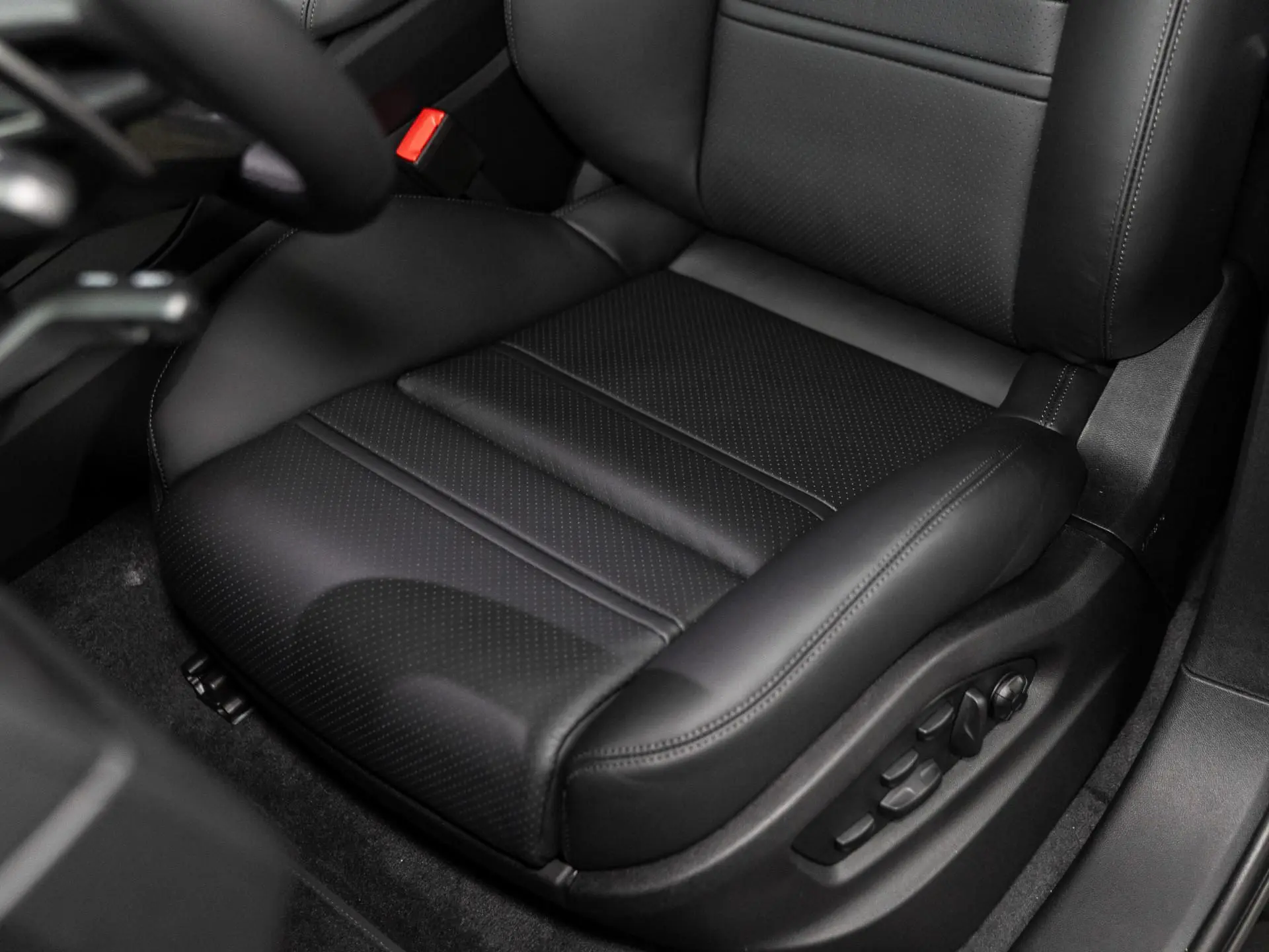 Cayenne E-Hybrid Black Edition Coupé