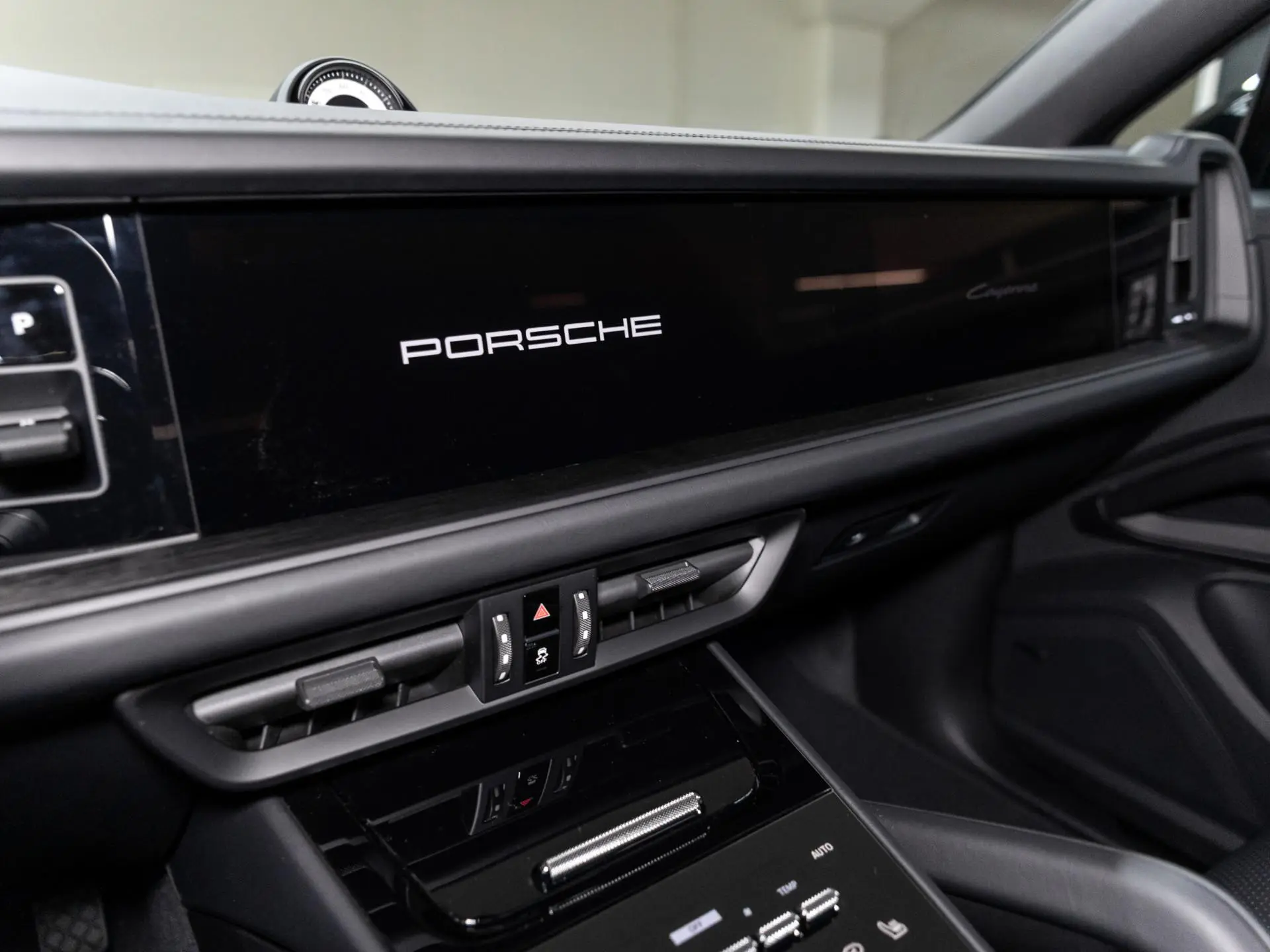 Cayenne E-Hybrid Black Edition Coupé