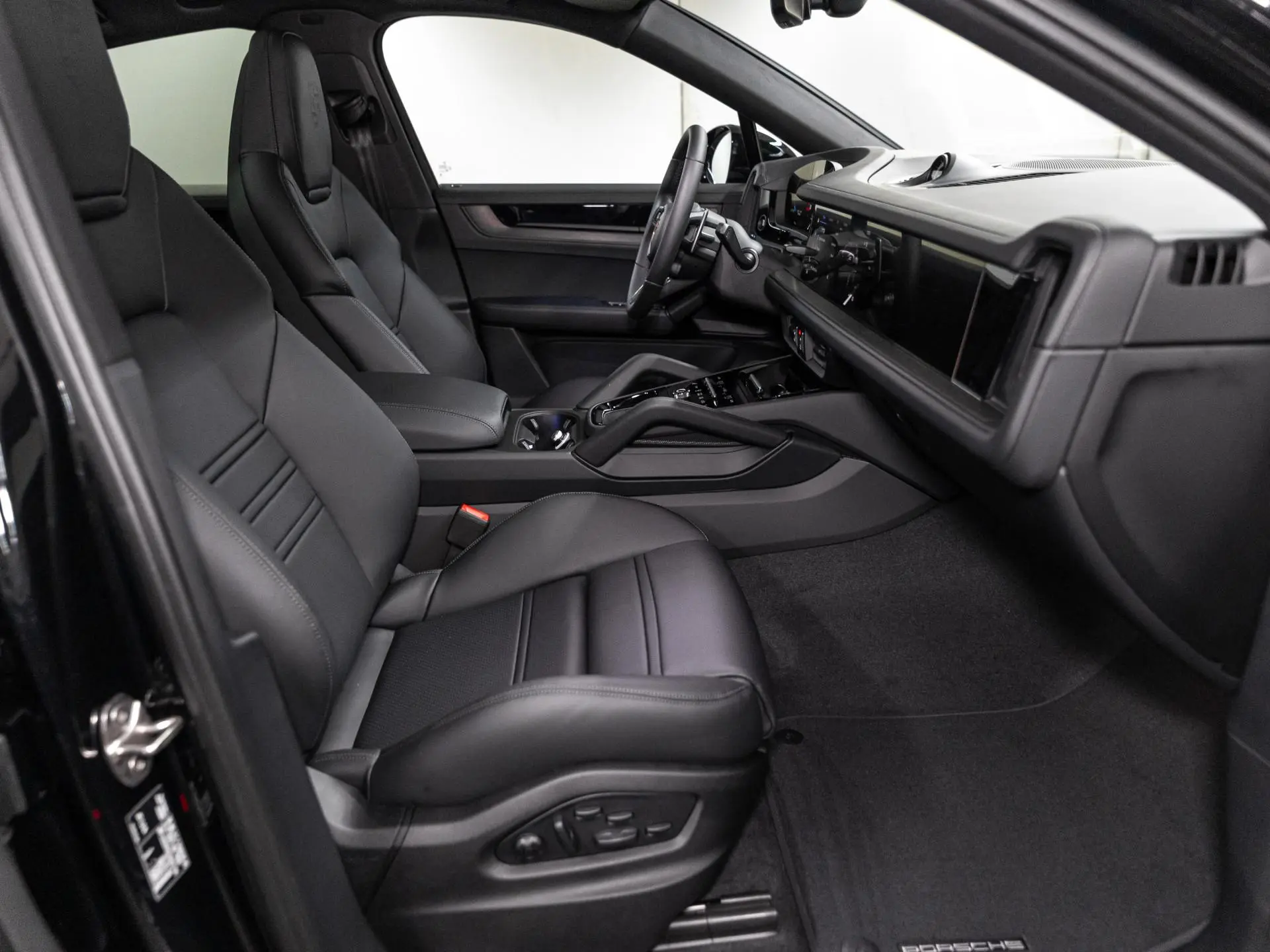 Cayenne E-Hybrid Black Edition Coupé