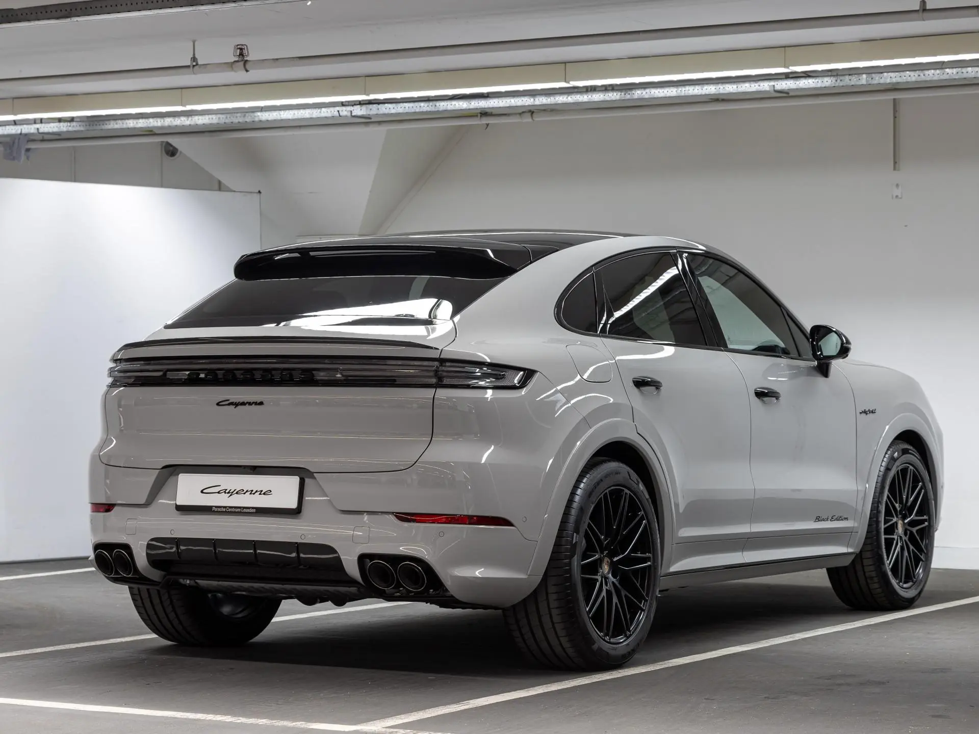 Cayenne E-Hybrid Black Edition Coupé