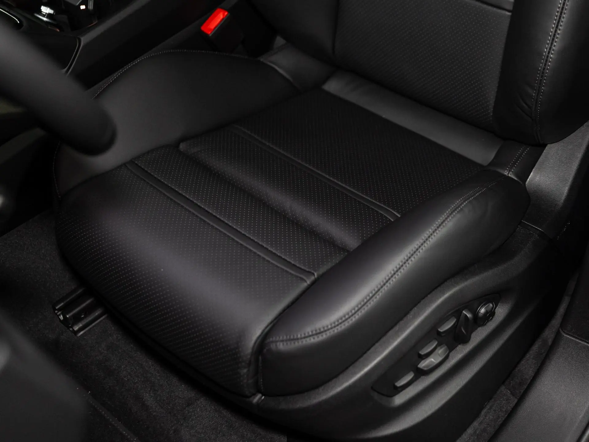 Cayenne E-Hybrid Black Edition Coupé