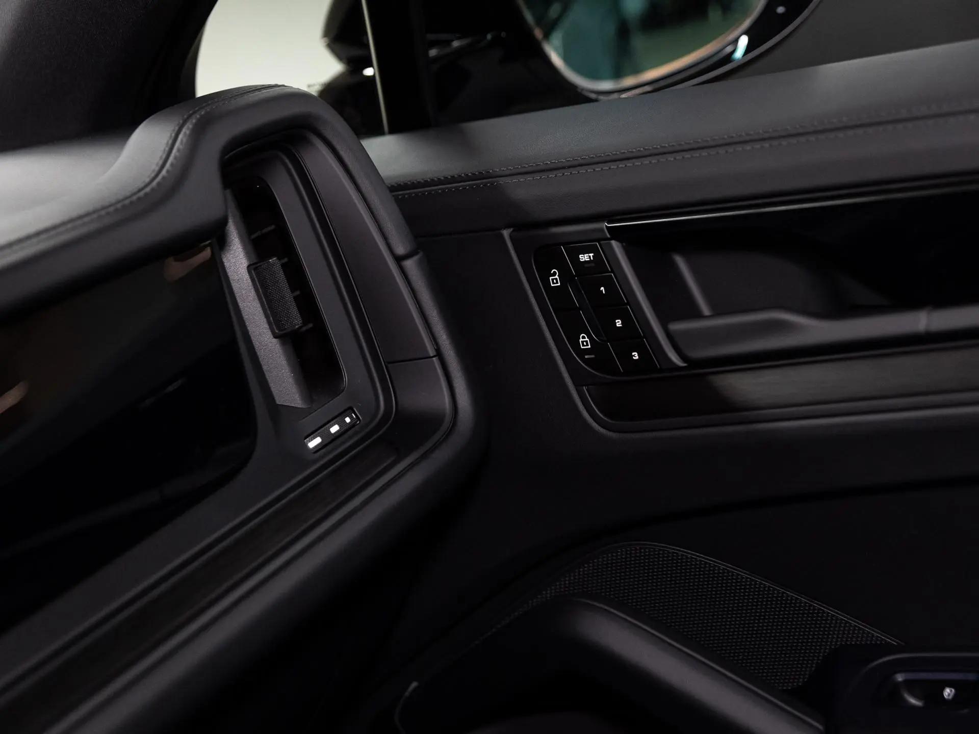 Cayenne E-Hybrid Black Edition Coupé