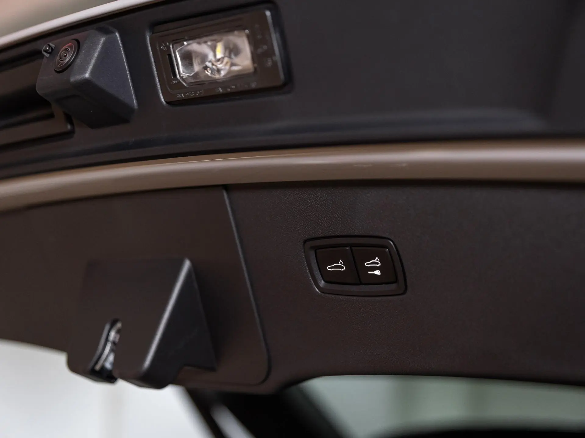 Cayenne E-Hybrid Black Edition Coupé