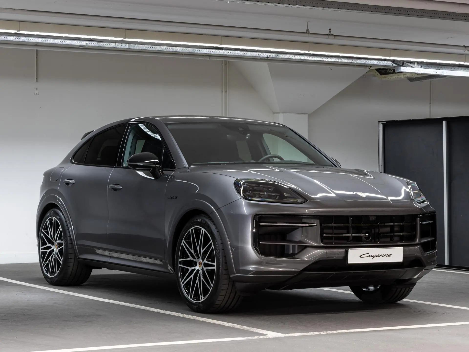 Cayenne E-Hybrid Black Edition Coupé
