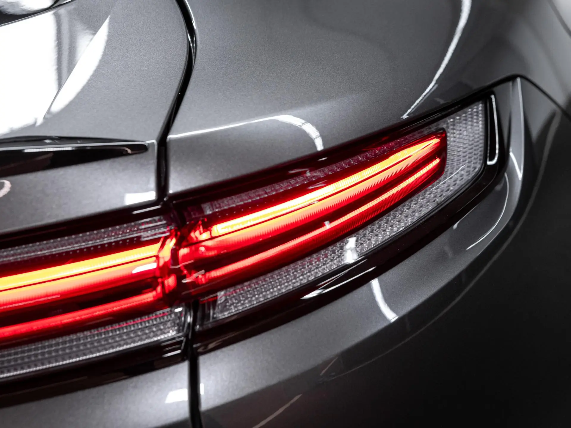 Cayenne E-Hybrid Black Edition Coupé