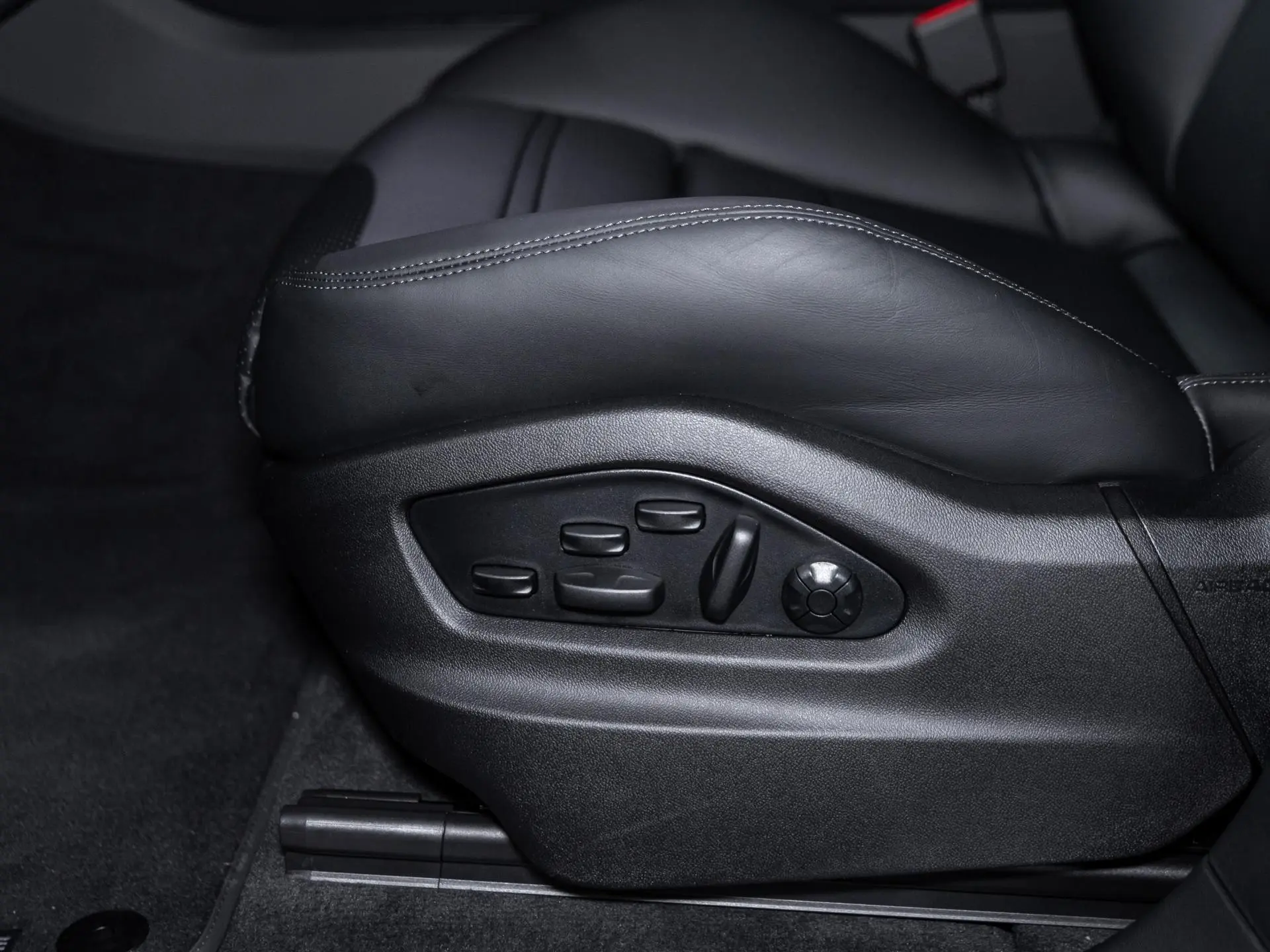 Cayenne E-Hybrid Black Edition Coupé