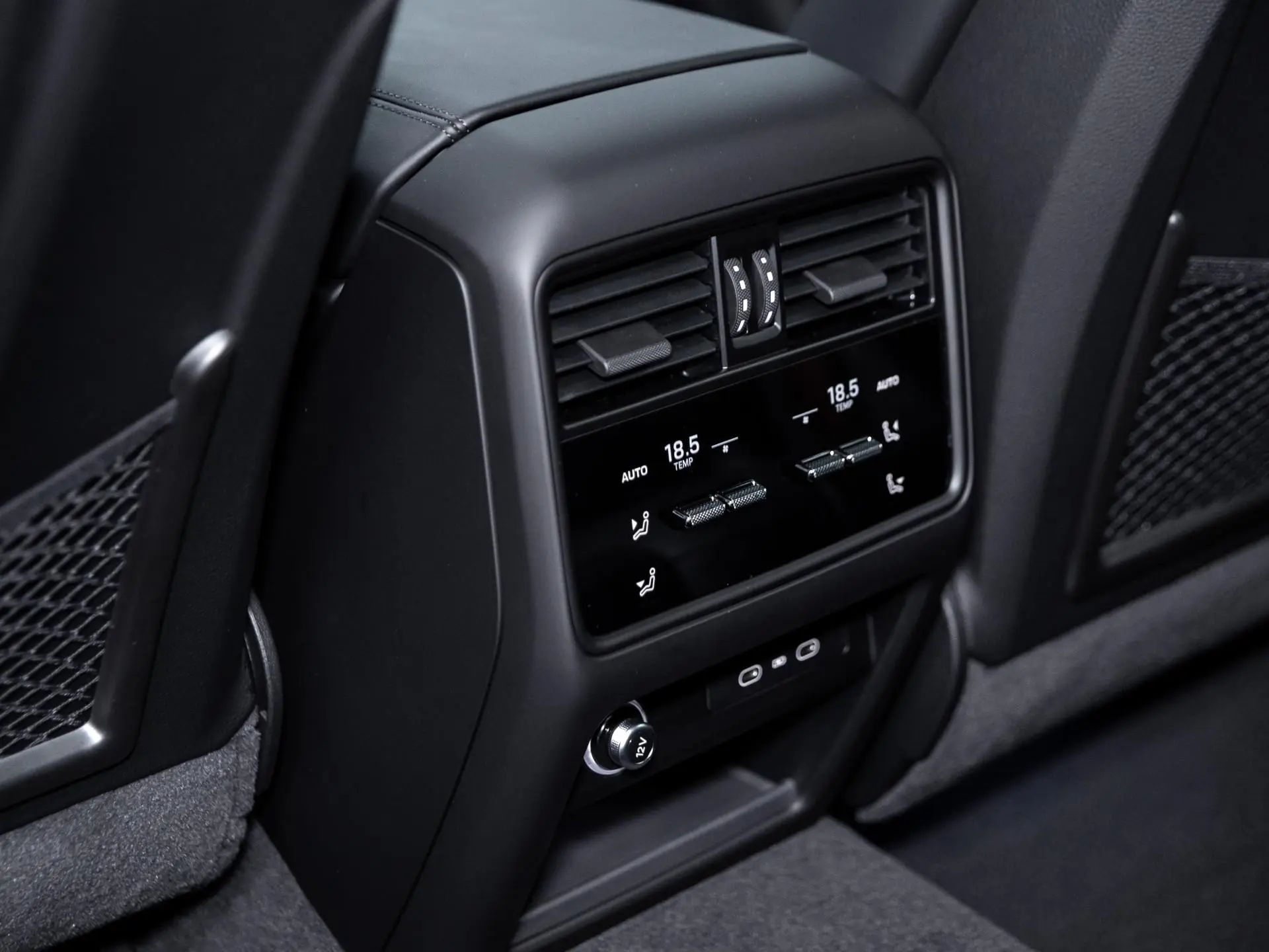 Cayenne E-Hybrid Black Edition Coupé