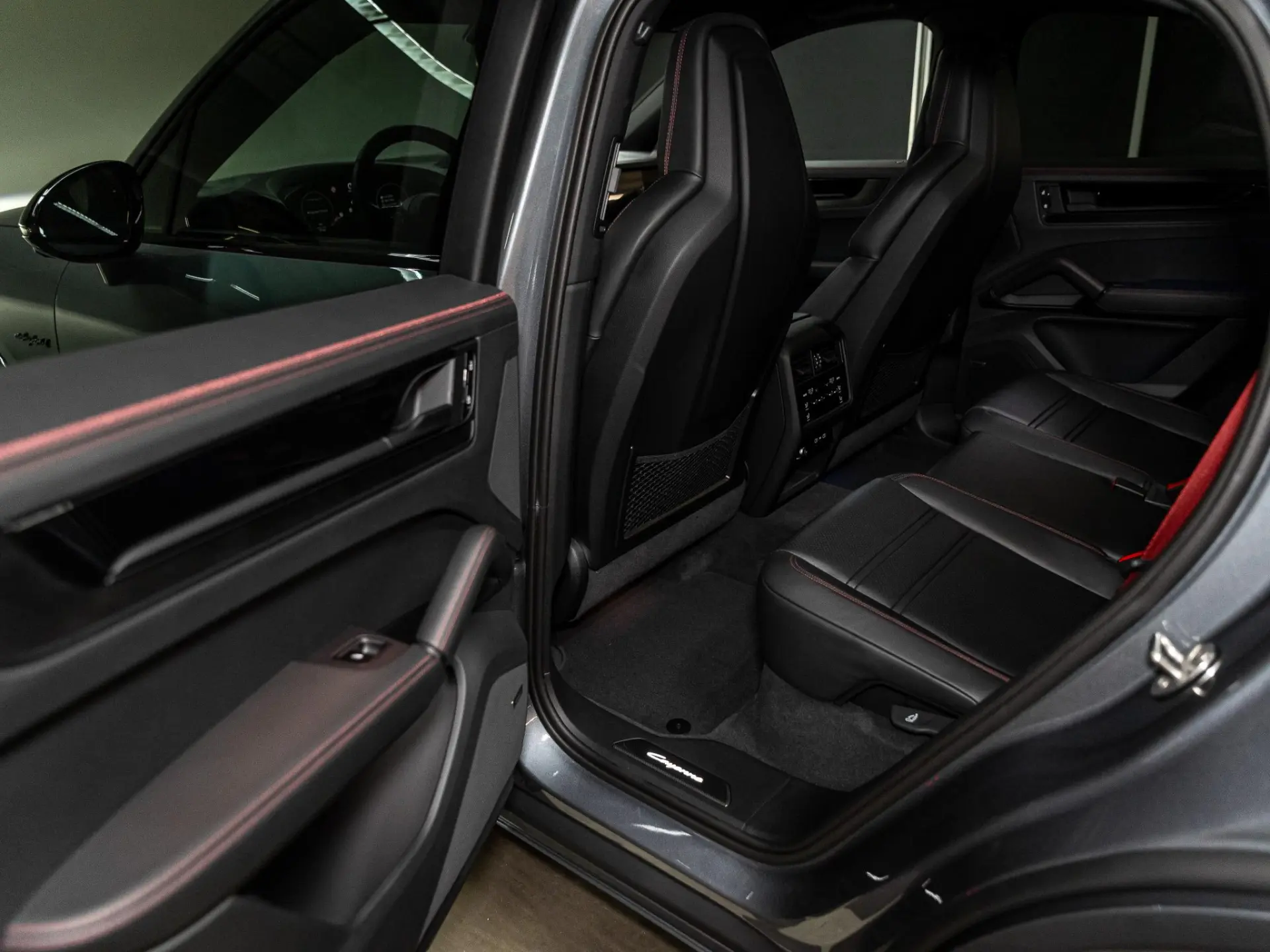 Cayenne S E-Hybrid Black Edition Coupé