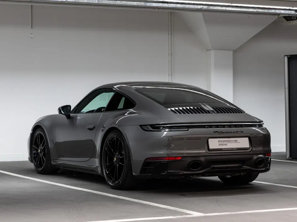911 Carrera 4 GTS