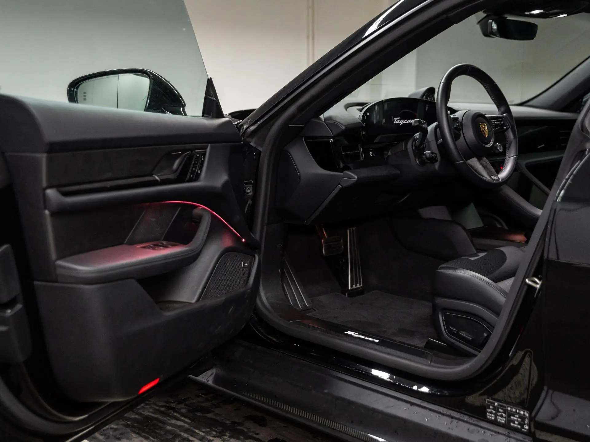 Taycan 