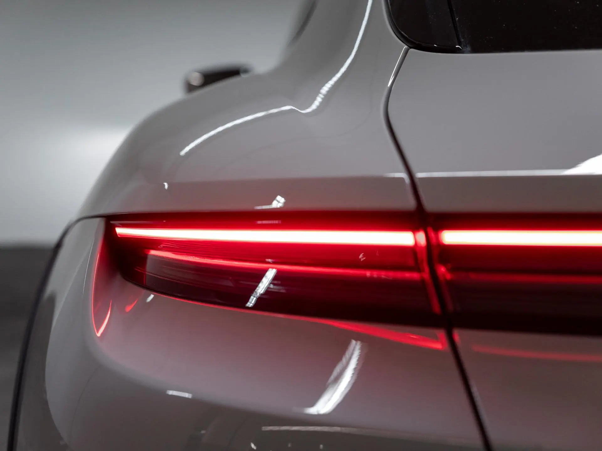 Taycan Cross Turismo 4S 105 kWh