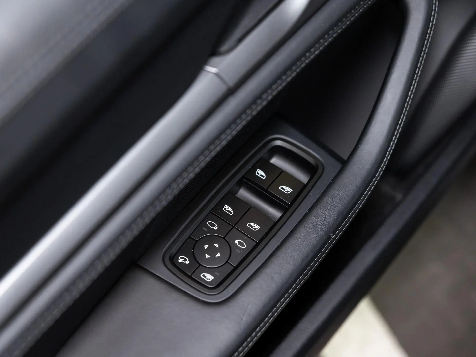 Taycan Cross Turismo 4S 105 kWh