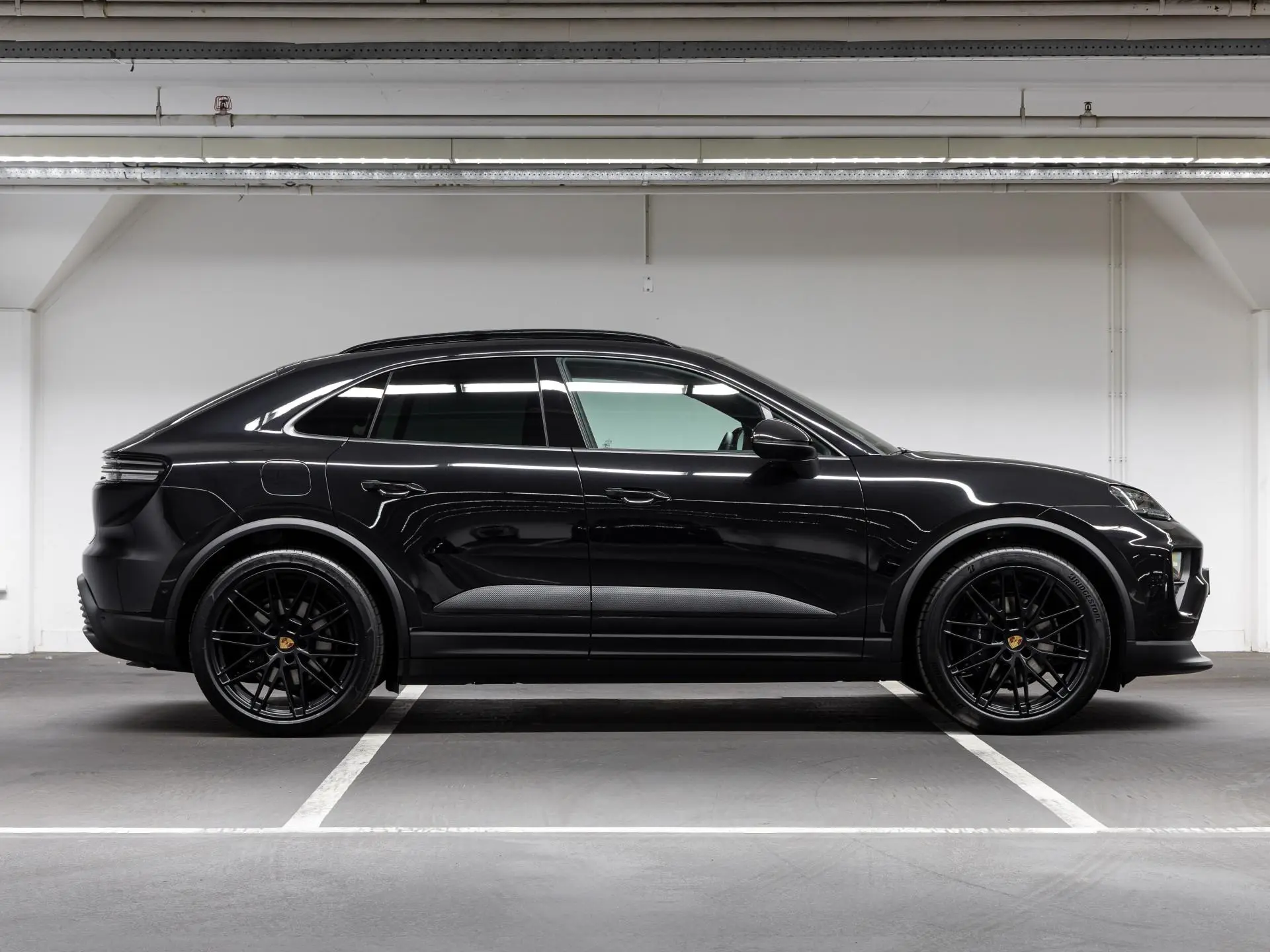 Macan 4