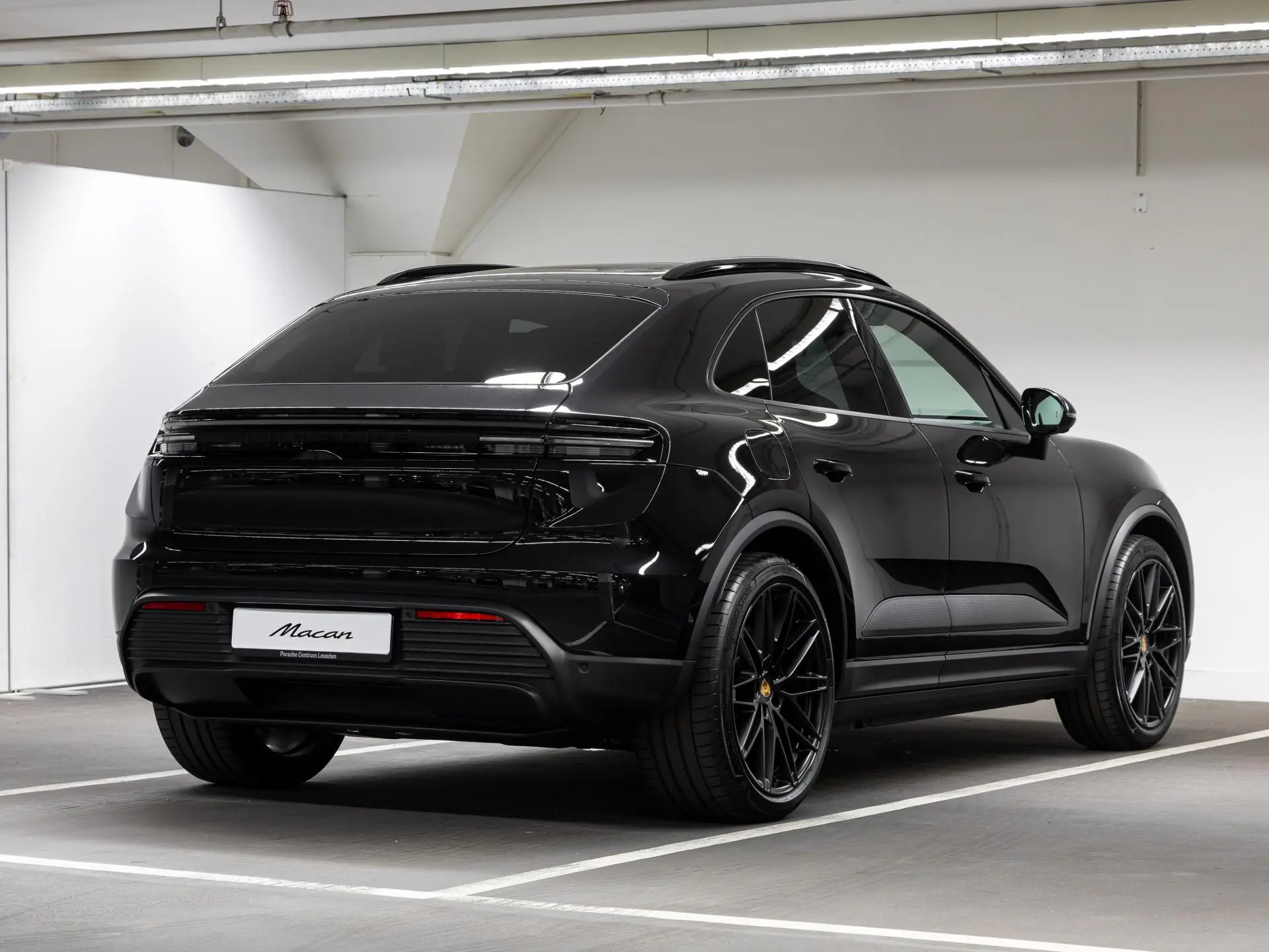Macan 4