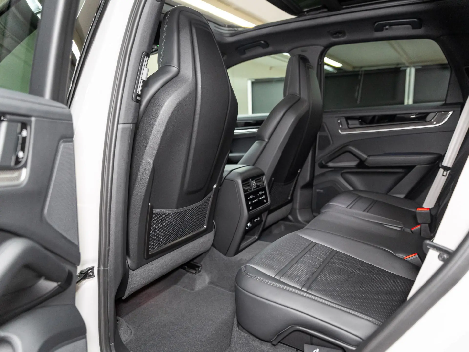 Cayenne 3.0 E-Hybrid Black Edition