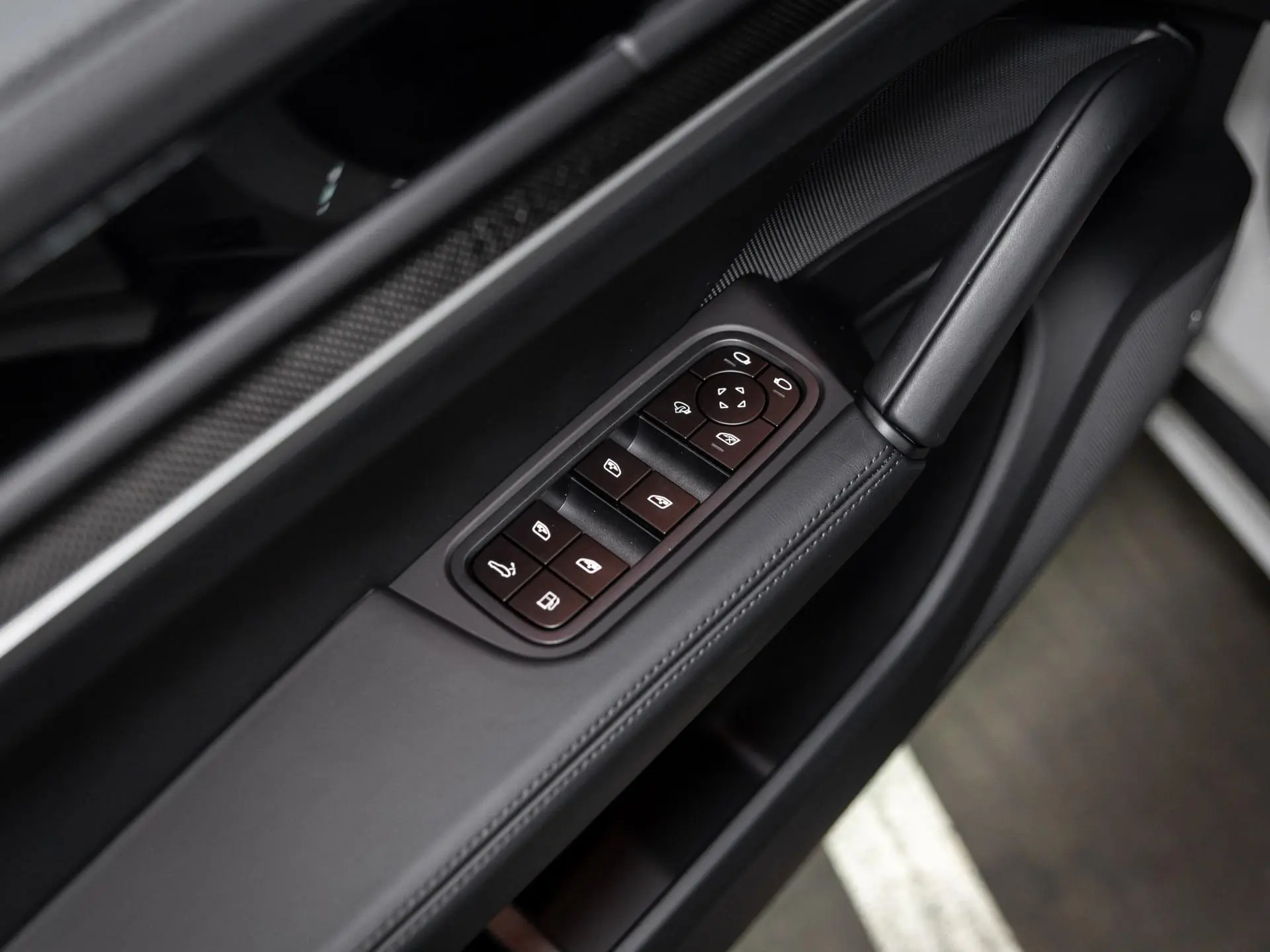 Cayenne 3.0 E-Hybrid Black Edition