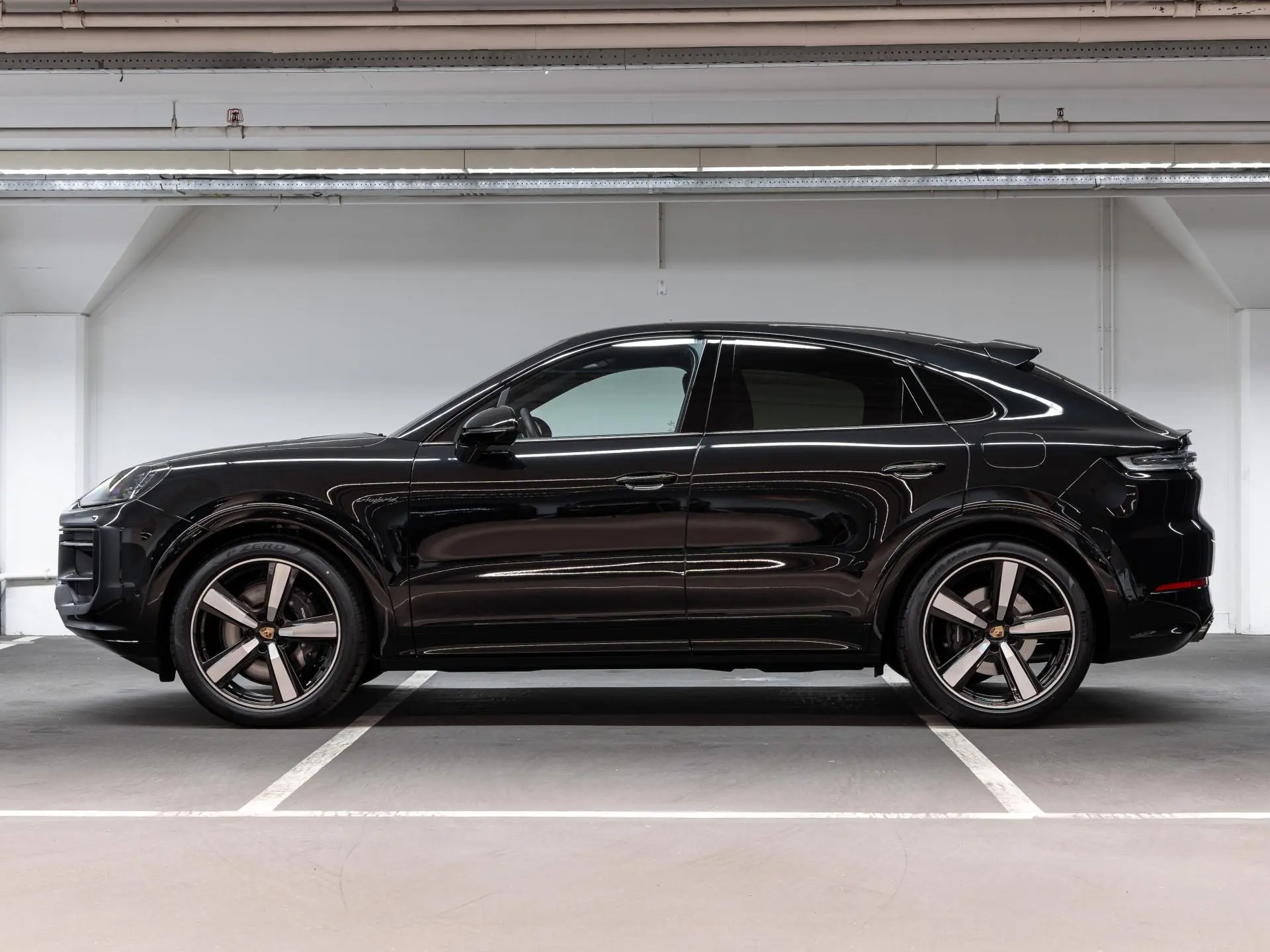 Cayenne Coupé 3.0 E-Hybrid Black Edition