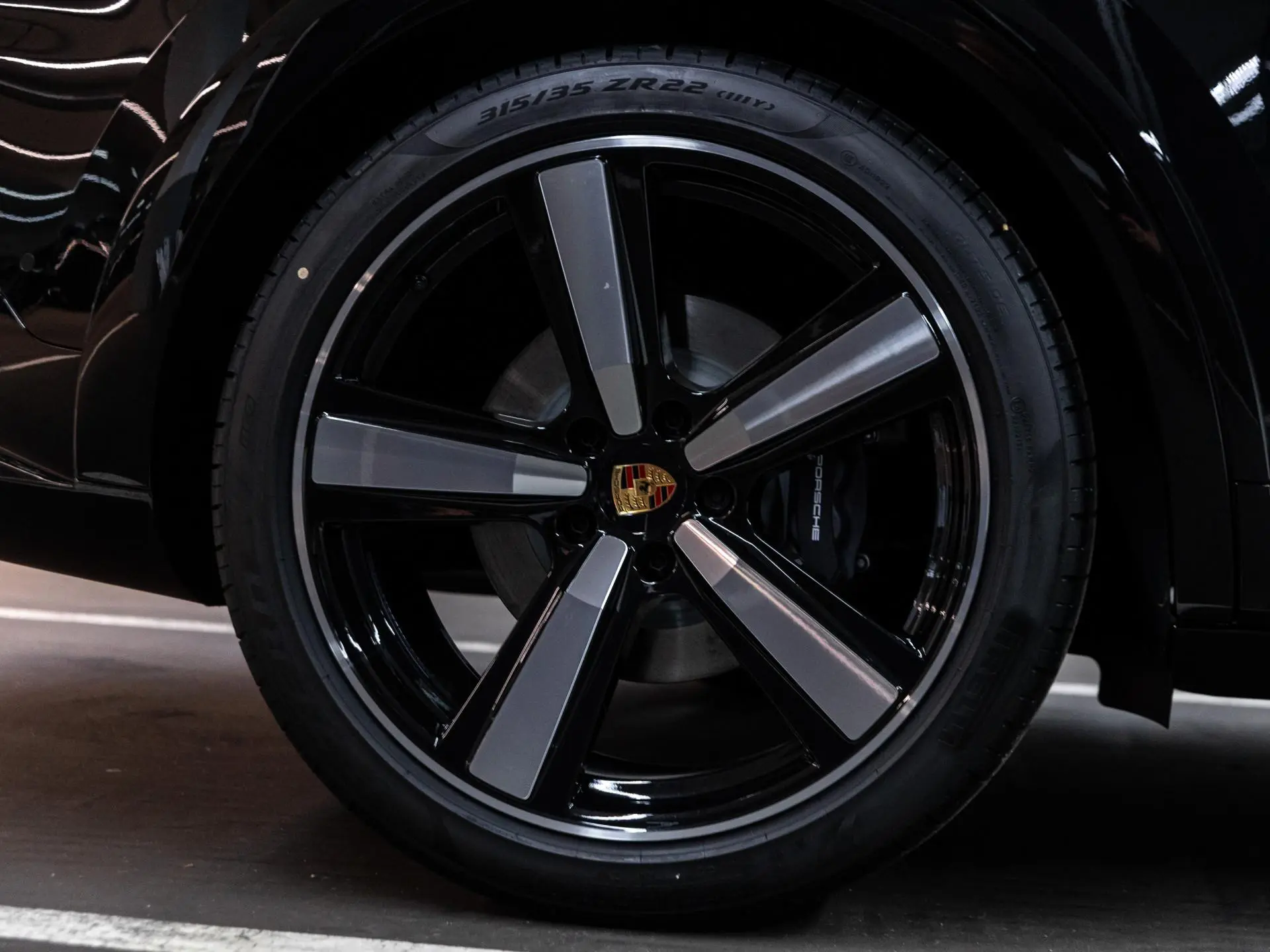 Cayenne Coupé 3.0 E-Hybrid Black Edition