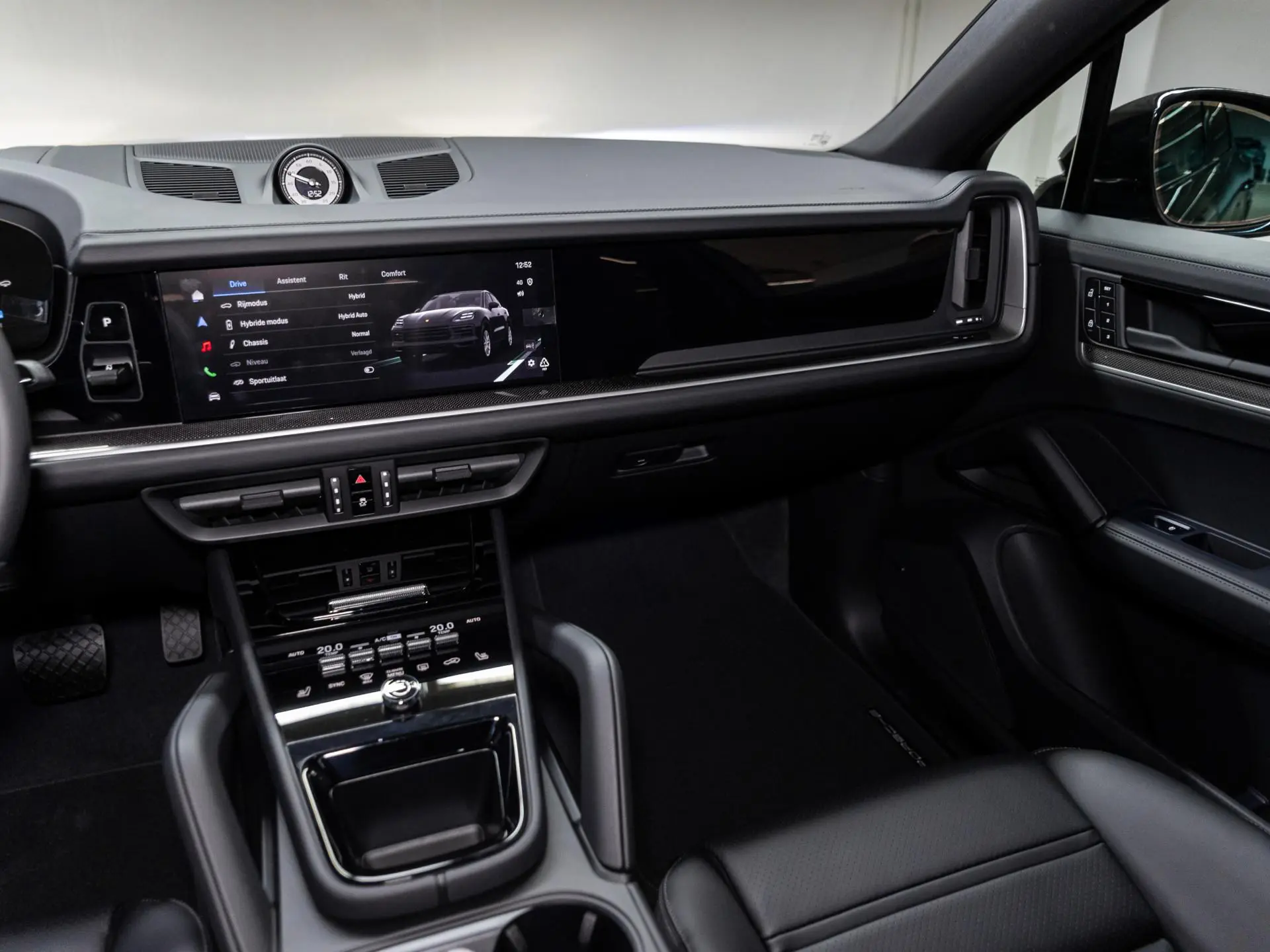 Cayenne Coupé 3.0 E-Hybrid Black Edition